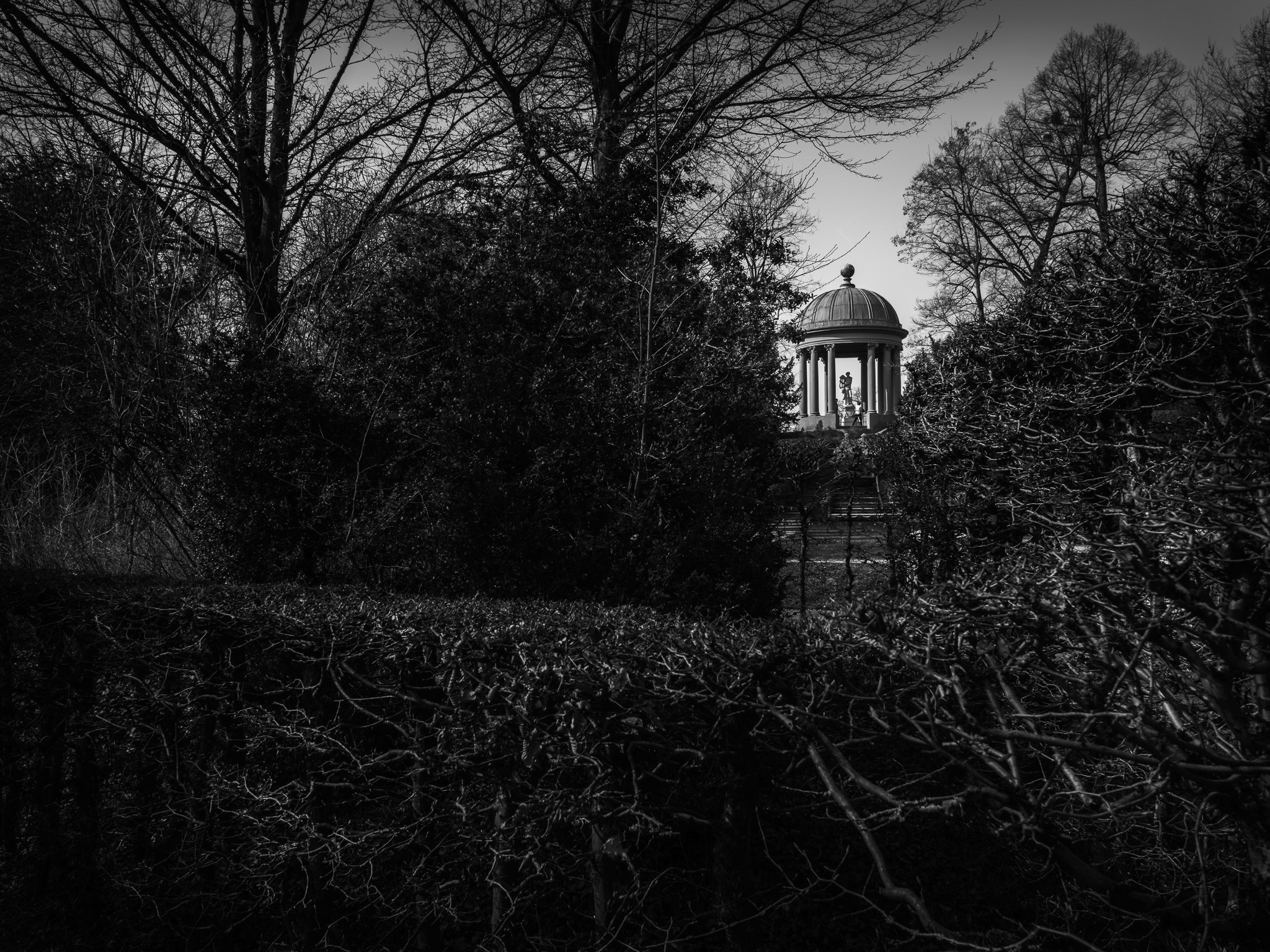 Sony a6000 + Sigma 19mm F2.8 EX DN sample photo. Temple photography