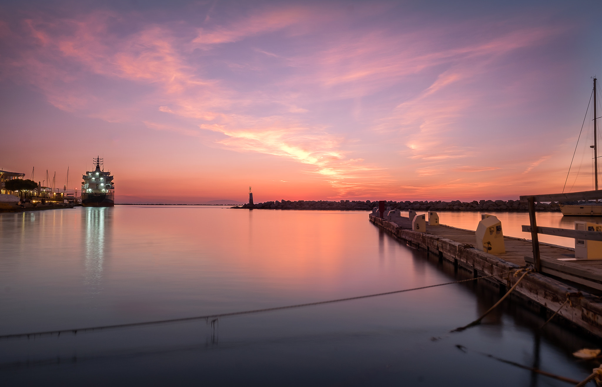Fujifilm XF 16mm F1.4 R WR sample photo. Last light photography