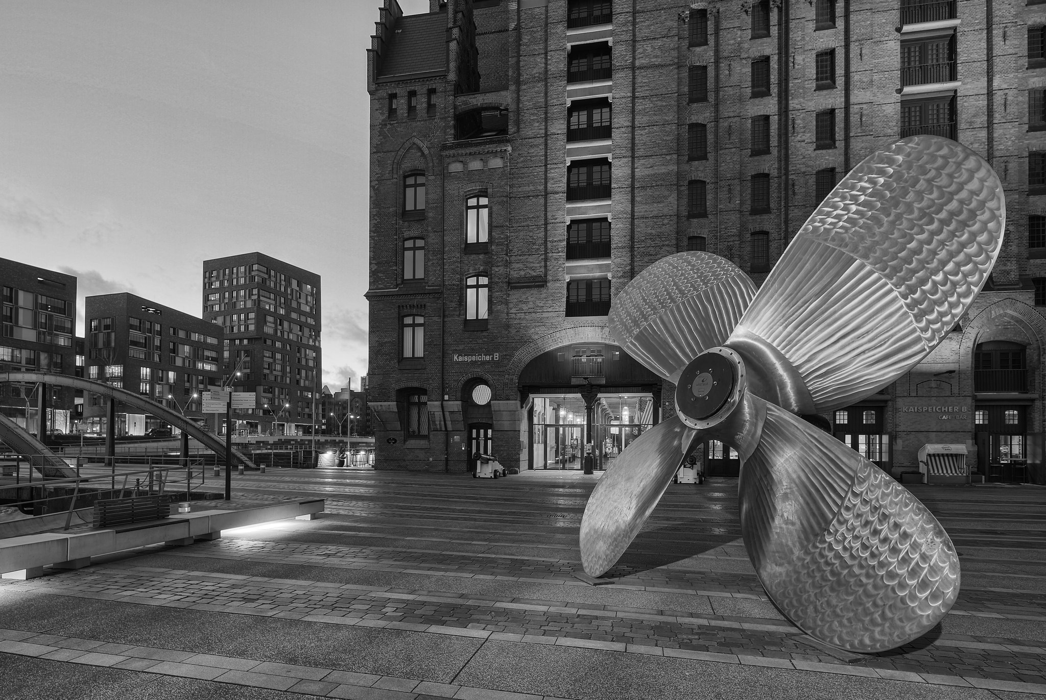 Canon TS-E 17mm F4L Tilt-Shift sample photo. Black and white ... photography