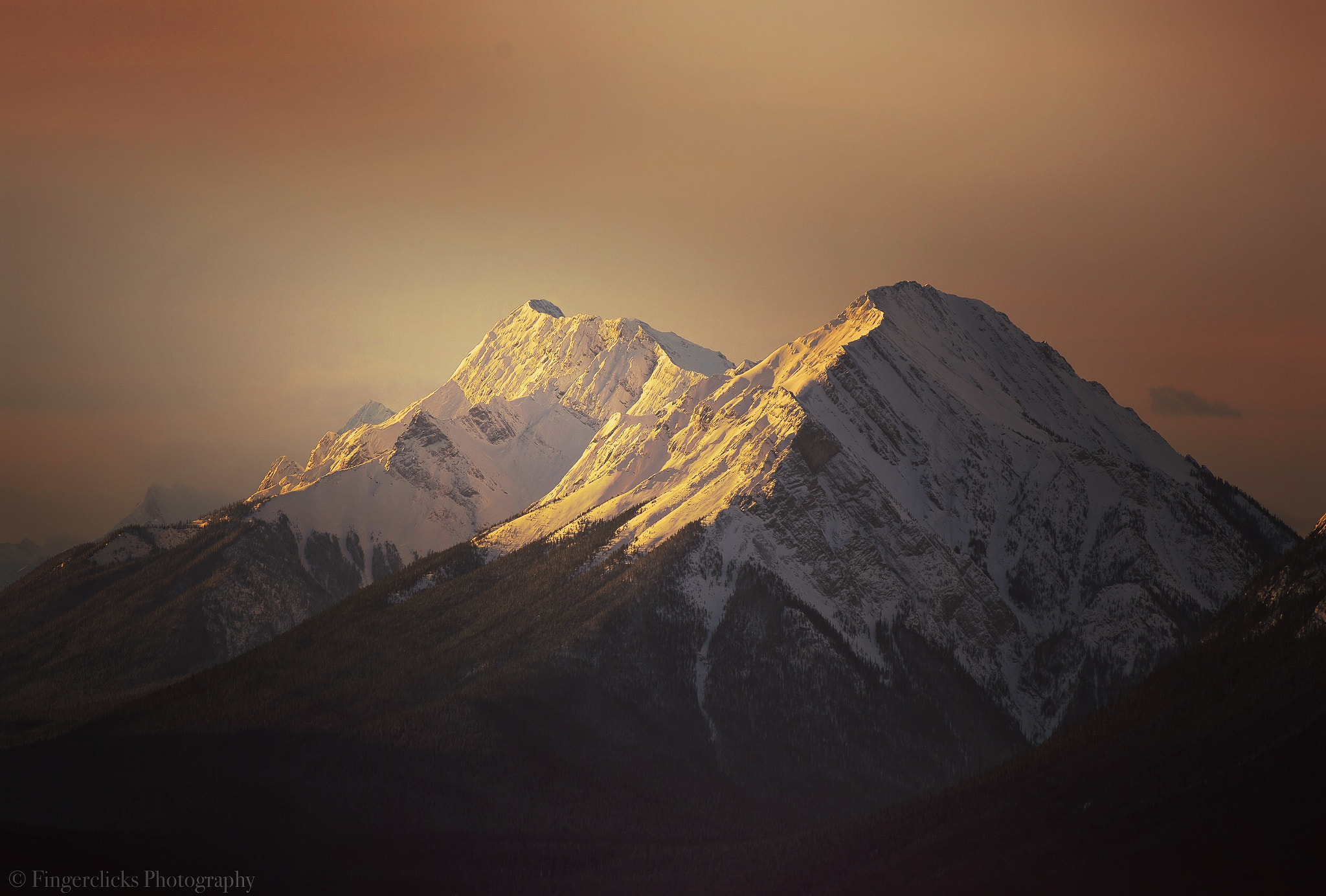 Nikon D5500 sample photo. The mighty mount rundle greeted by sun ☀️ photography