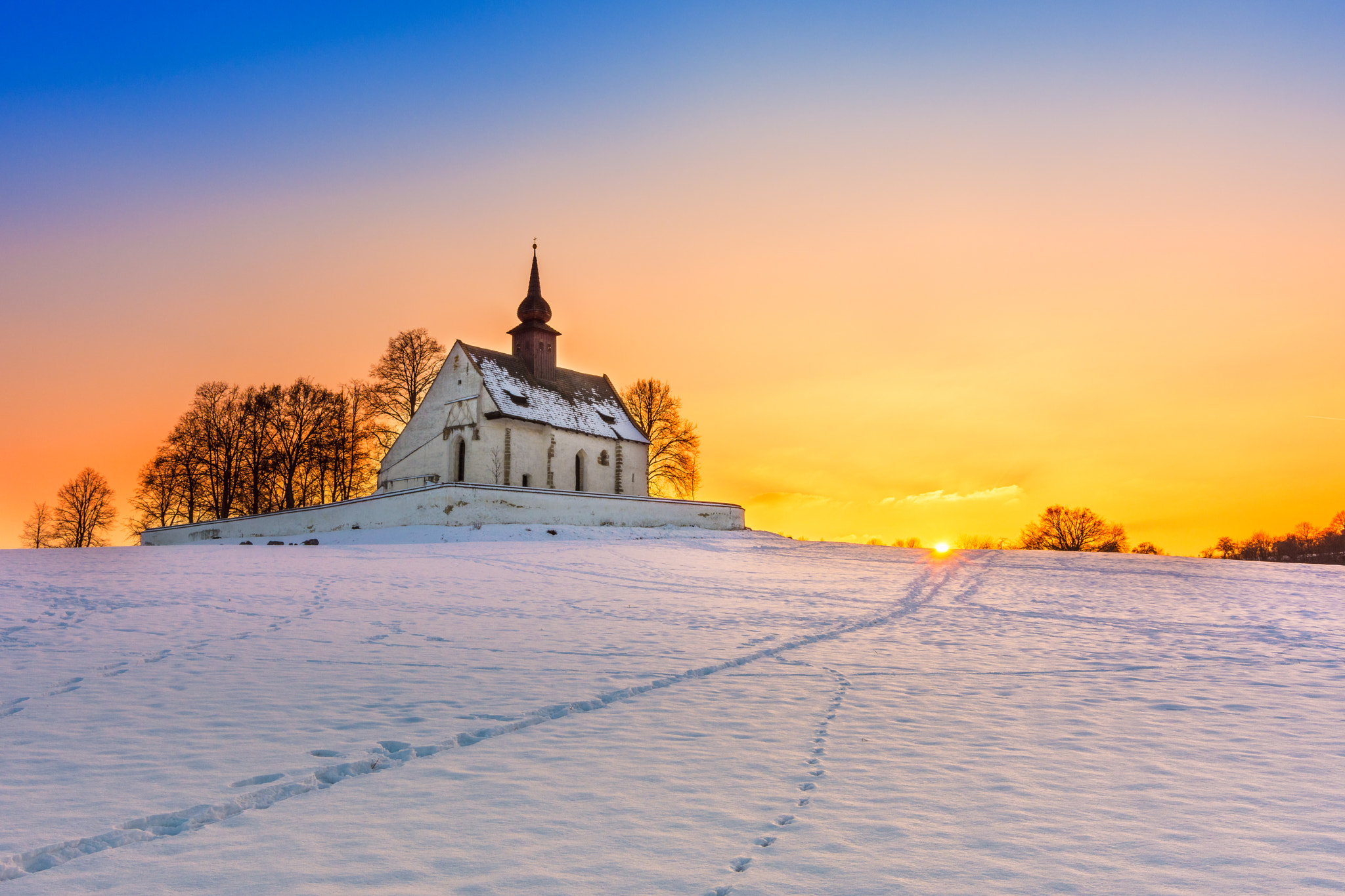 Nikon D7200 sample photo. Winter chapel photography