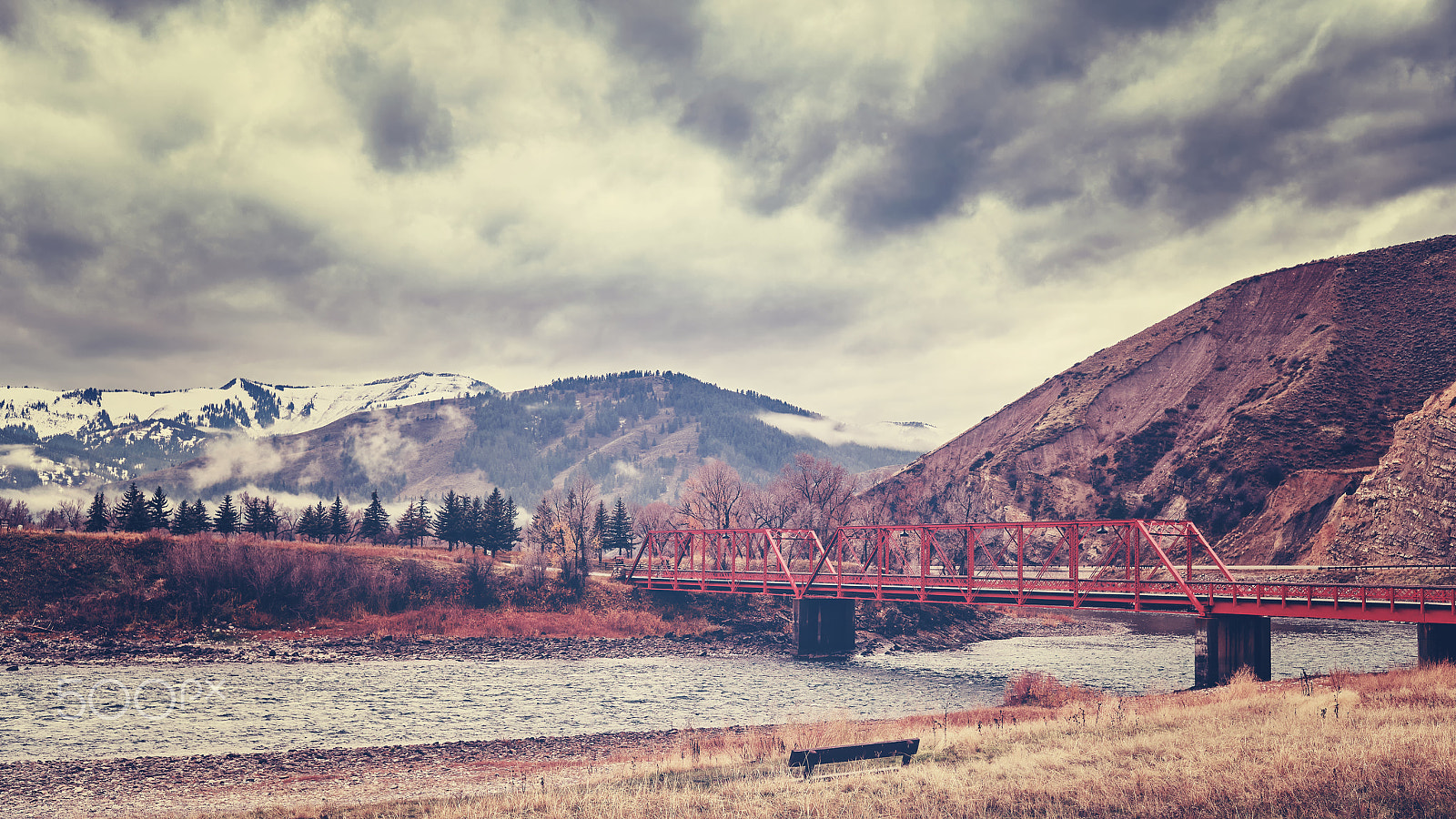 Canon EF 35mm F2 IS USM sample photo. Red bridge photography