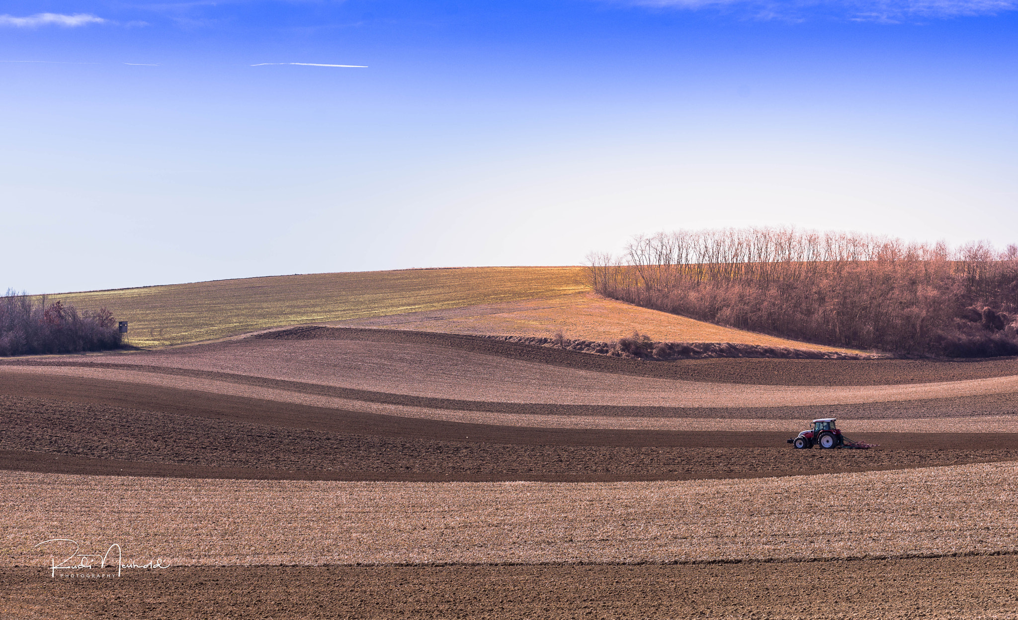 Nikon AF-S Nikkor 70-200mm F2.8G ED VR II sample photo. Similar to an austrian folk song: in march, the fa photography