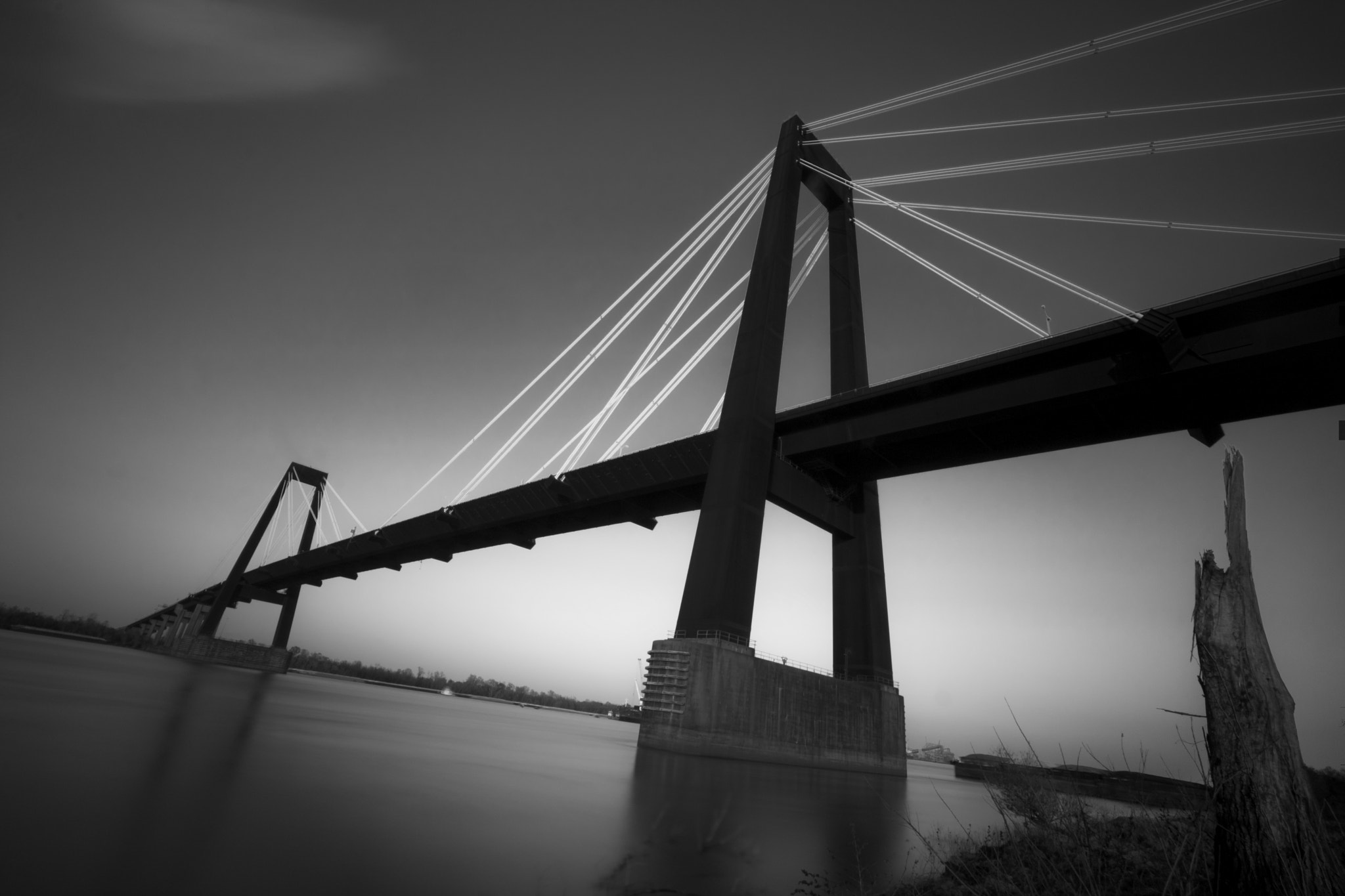 Canon EF-S 10-22mm F3.5-4.5 USM sample photo. Luling bridge photography