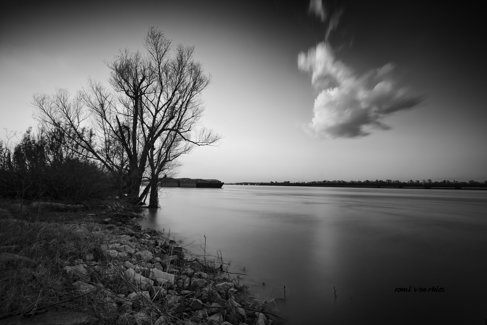 Canon EF-S 10-22mm F3.5-4.5 USM sample photo. Terror photography
