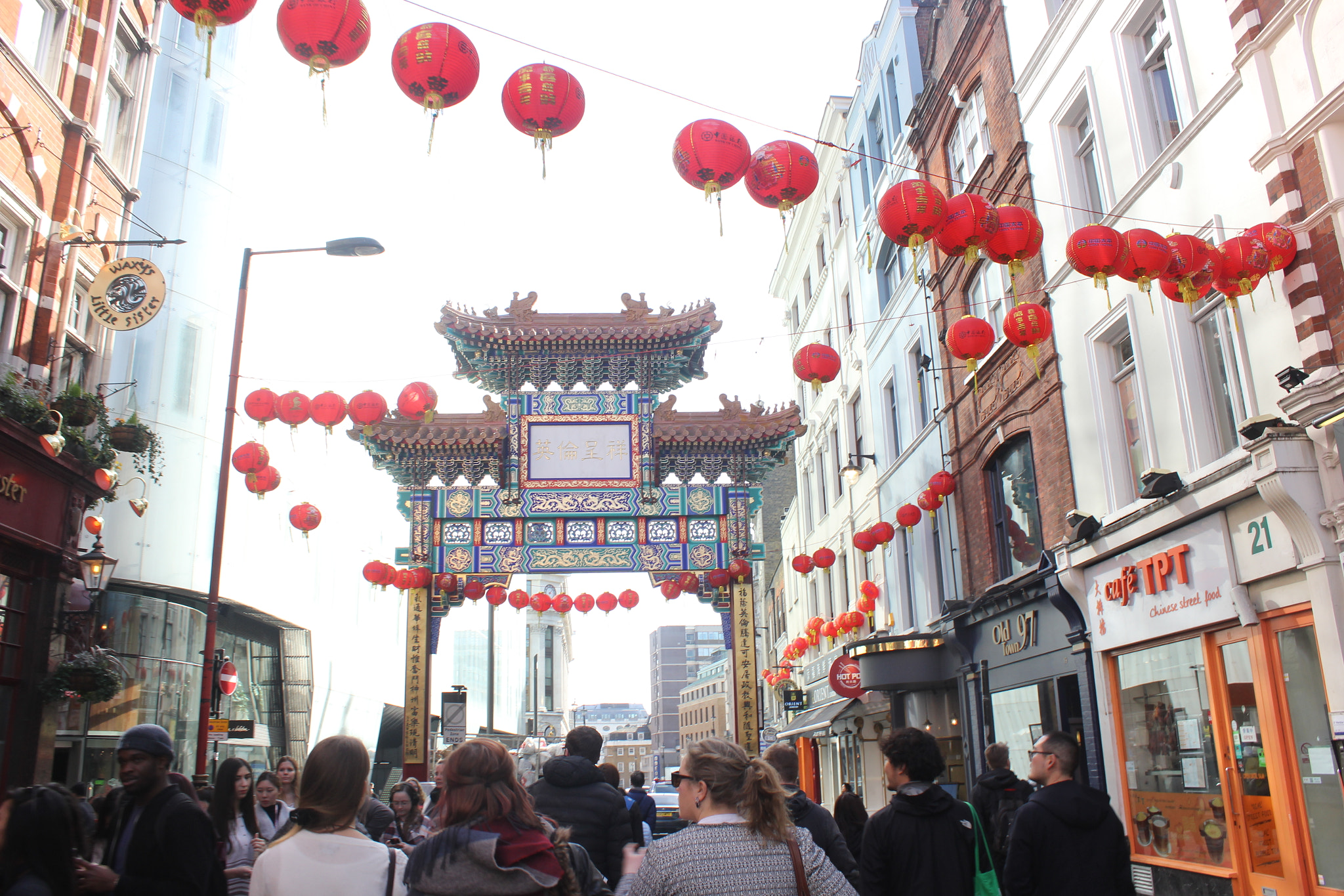 Canon EF-S 18-55mm F3.5-5.6 III sample photo. China town fade photography