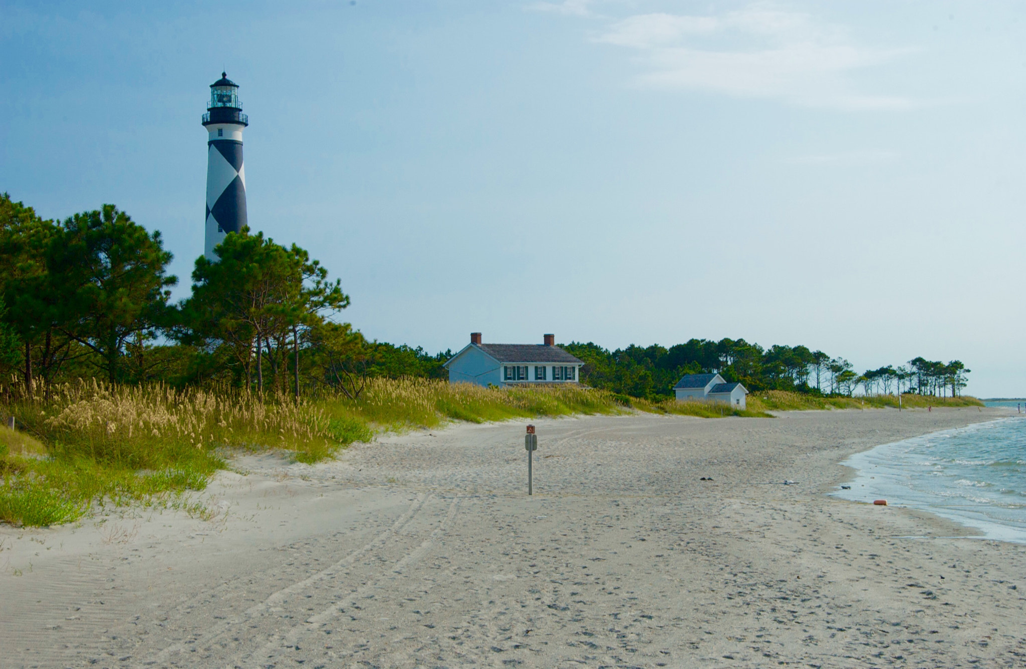 Nikon D1X sample photo. Cape lookout light photography