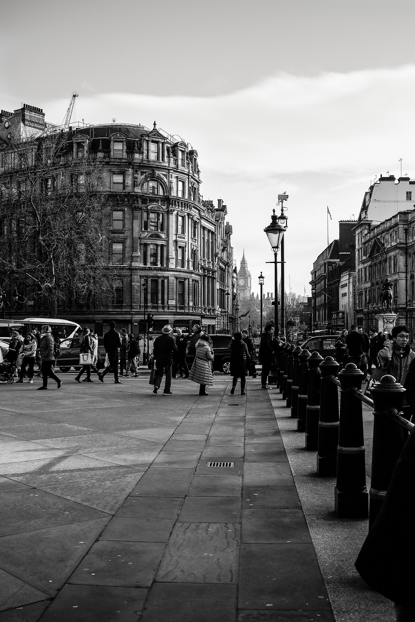 Fujifilm X-T10 + Fujifilm XF 27mm F2.8 sample photo. In the distance i see .. the big ben photography