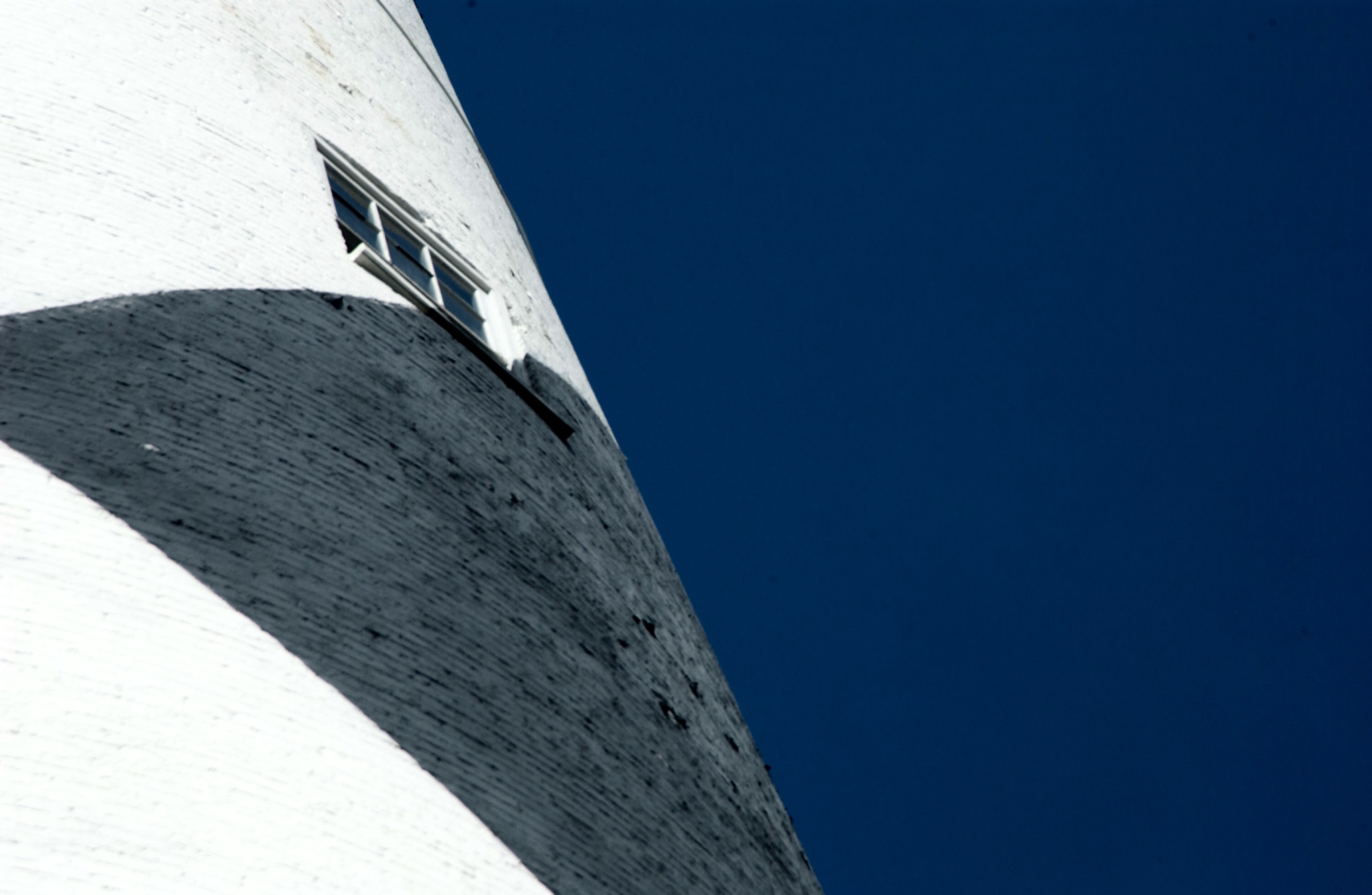 Nikon D1X sample photo. Cape lookout light photography