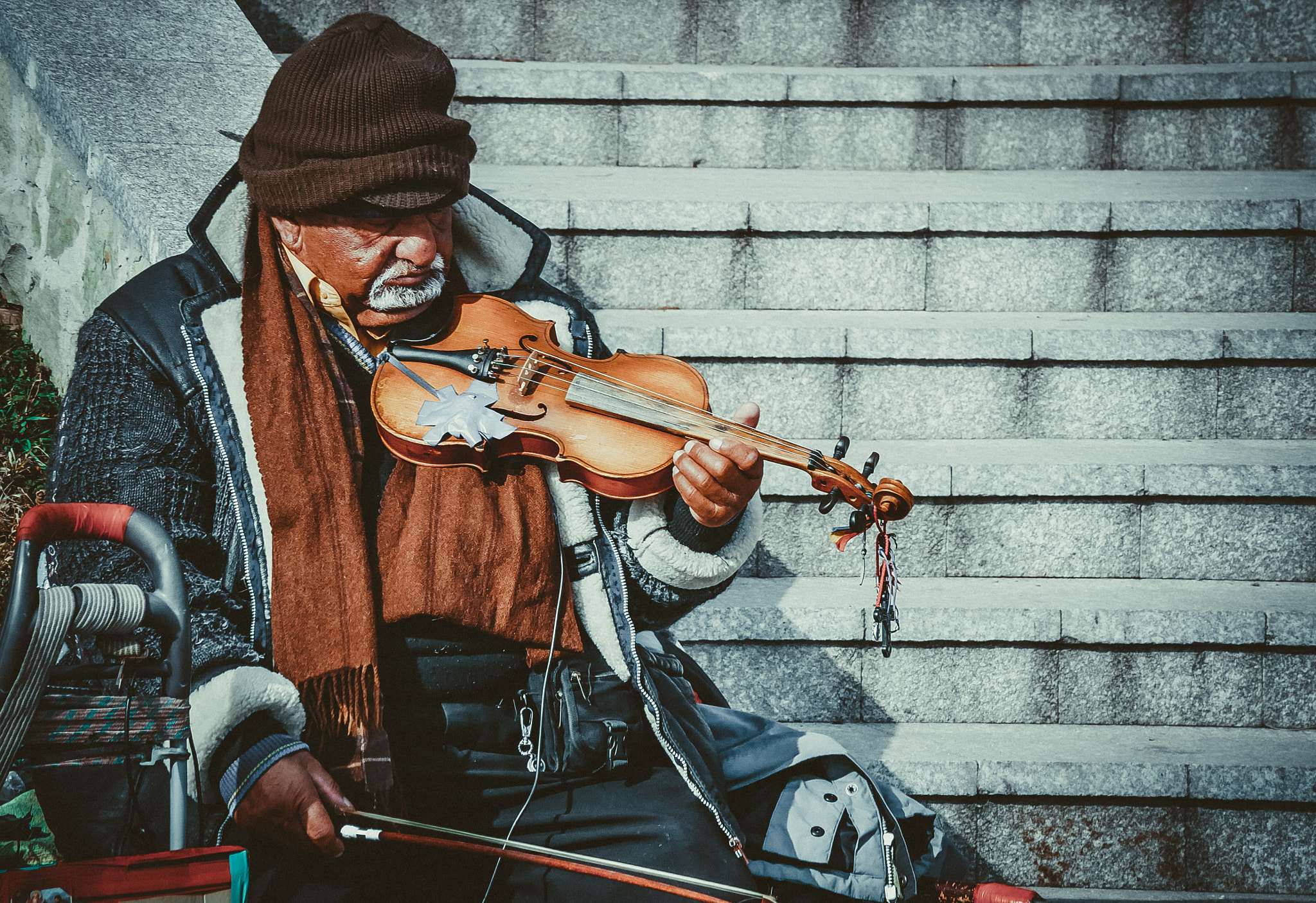 Panasonic Lumix DMC-G7 sample photo. Street performer in constanta photography