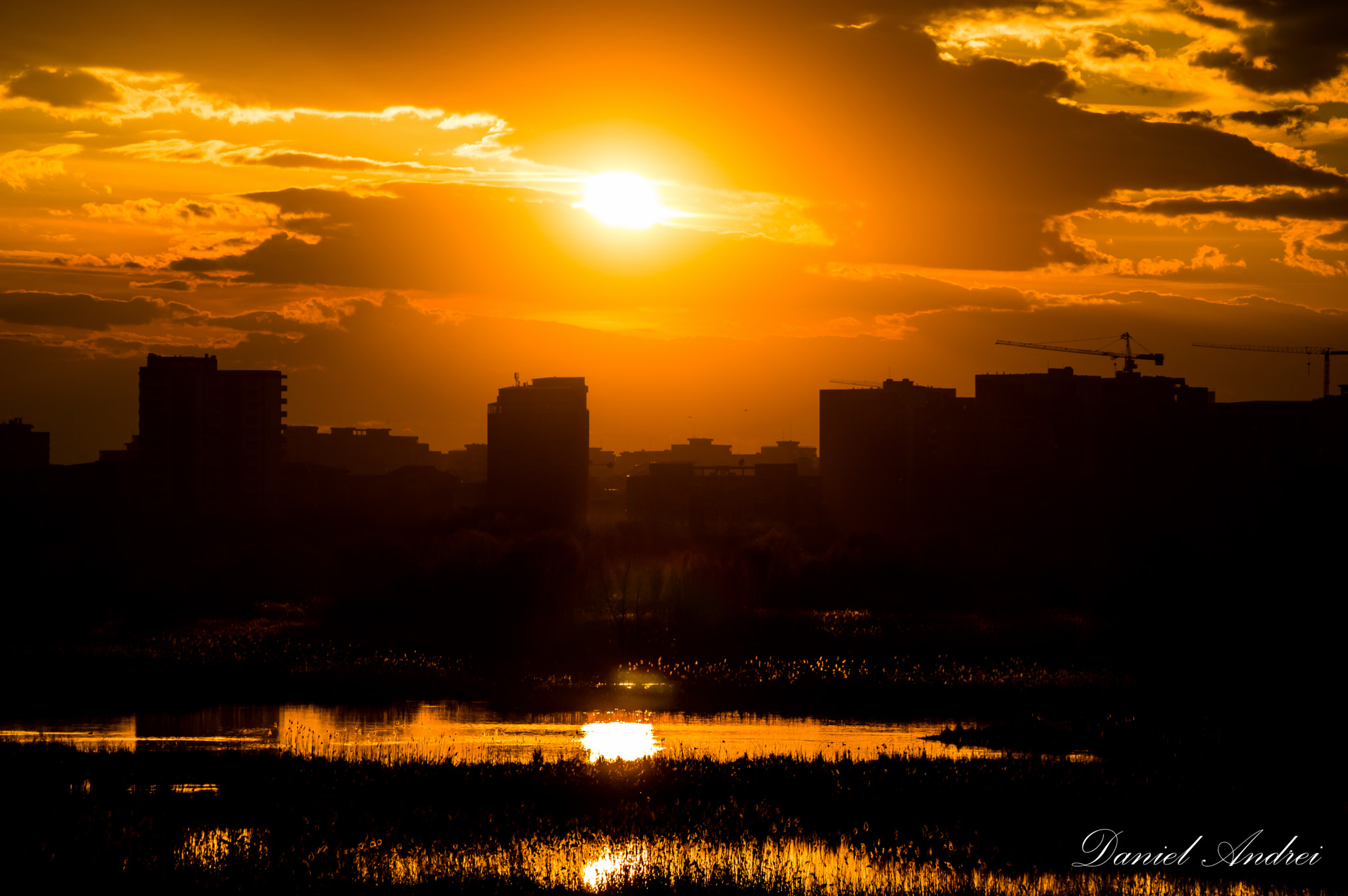 Nikon D3200 + Sigma 28-300mm F3.5-6.3 DG Macro sample photo. Sunset photography