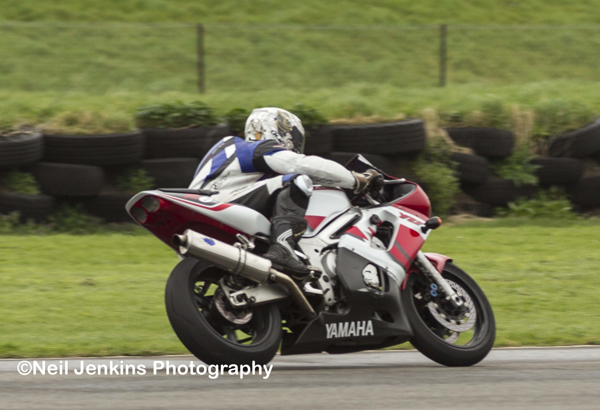 Canon EOS-1D Mark IV sample photo. Pembery track day photography