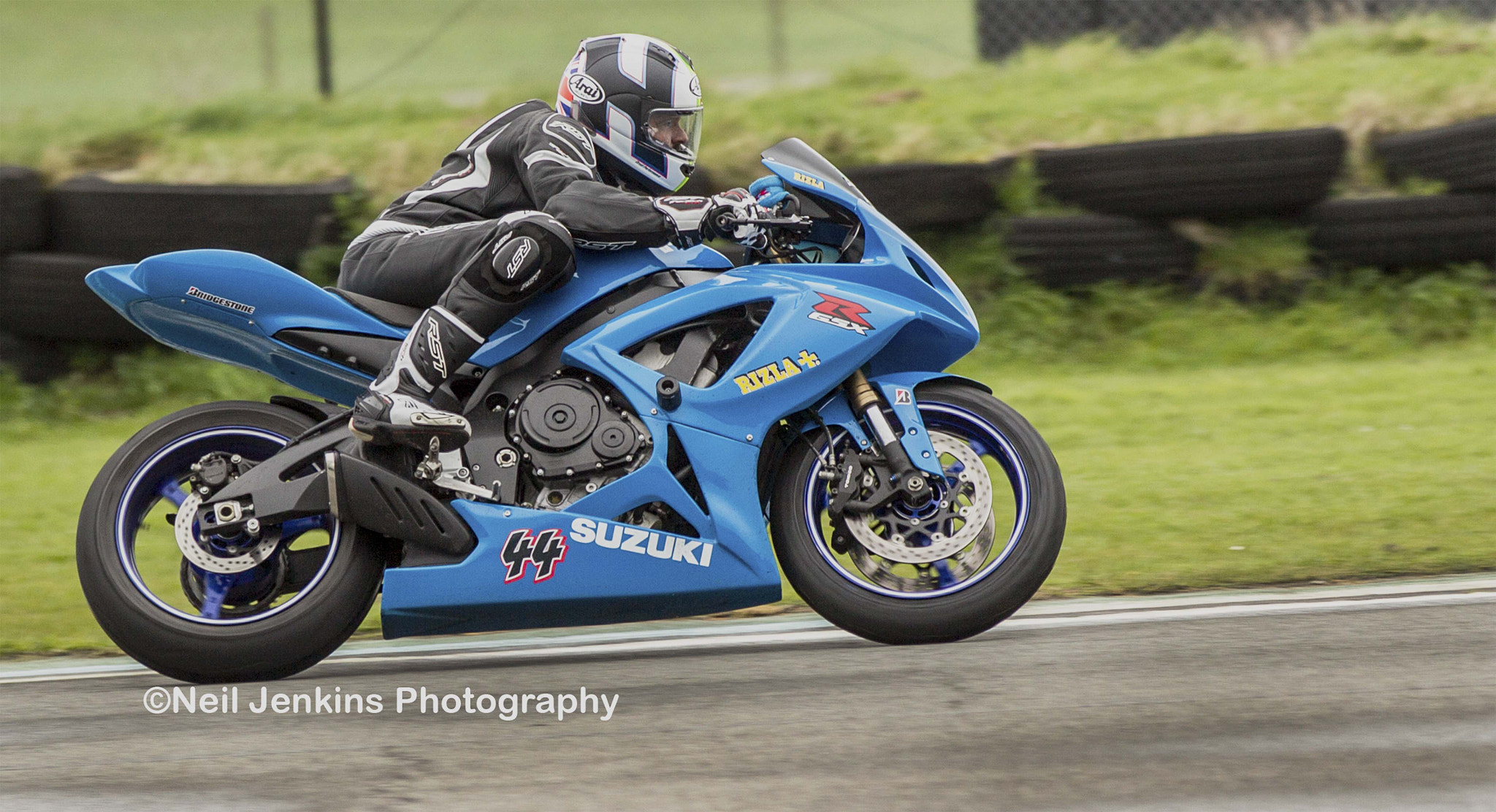Canon EOS-1D Mark IV sample photo. Pembery track day photography