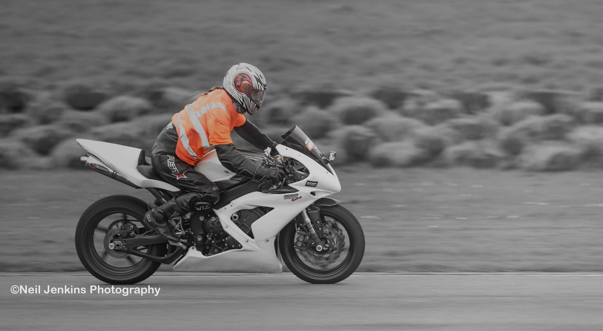 Canon EOS-1D Mark IV sample photo. Pembery track day photography