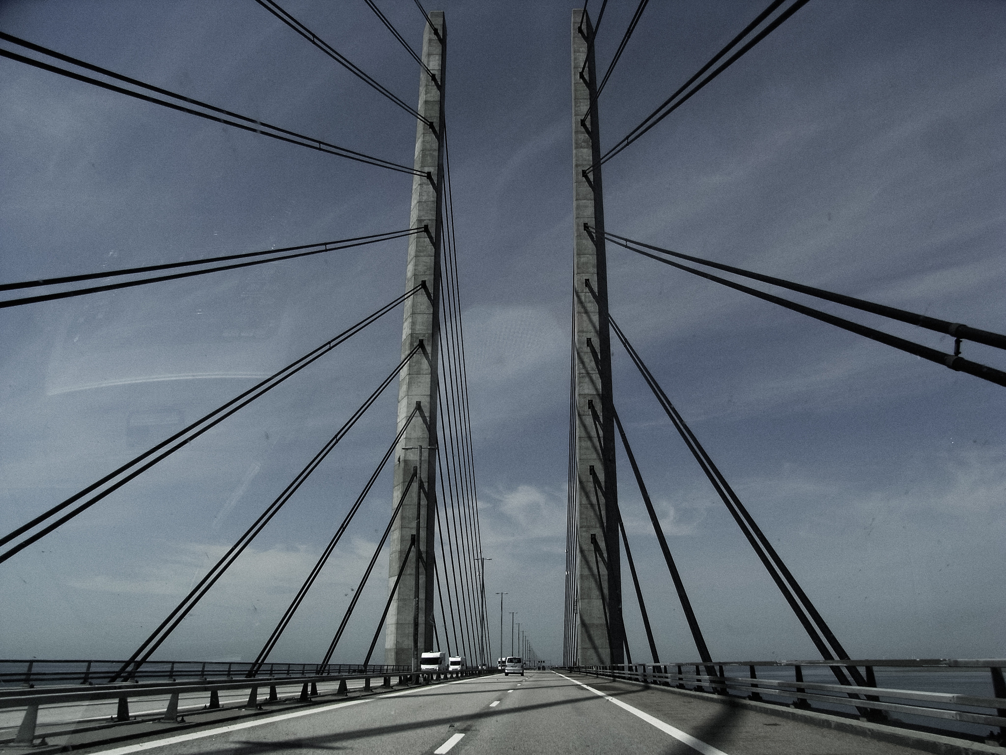 Ricoh Caplio R7 sample photo. Passing the bridge to copenhagen photography