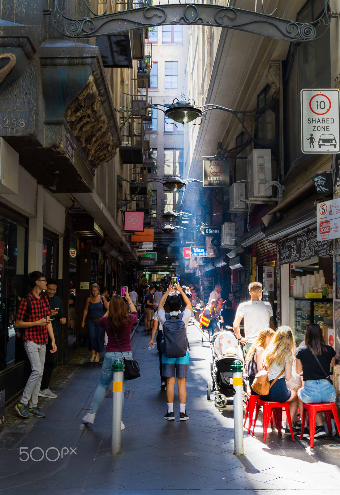 Sigma 18-250mm F3.5-6.3 DC OS HSM sample photo. Laneway photography