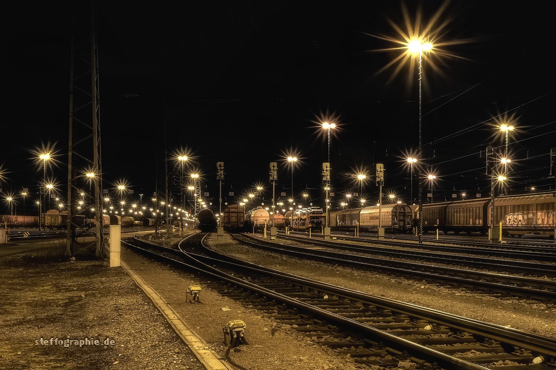 Fujifilm X-T2 sample photo. Classical goods station photography