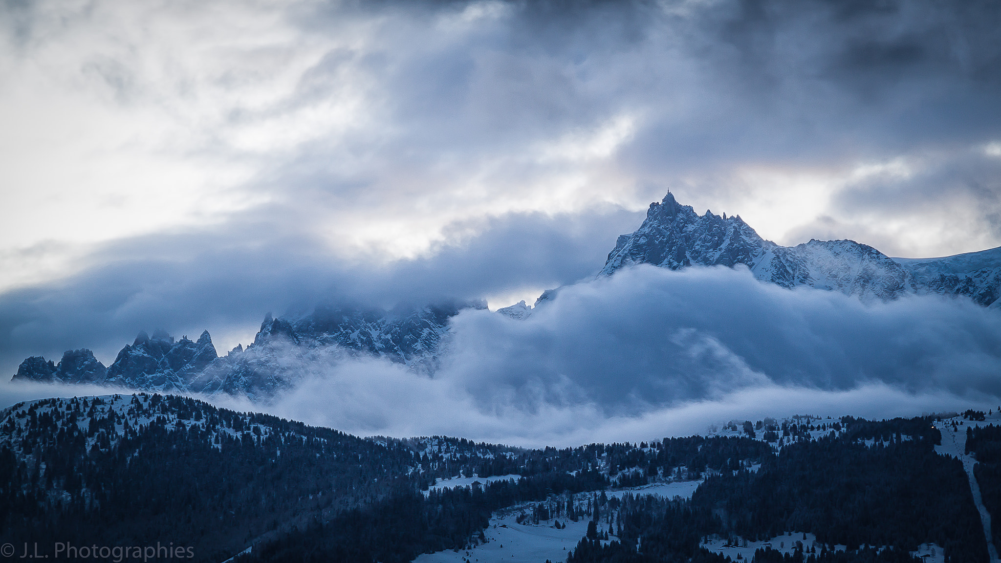 Canon EOS 500D (EOS Rebel T1i / EOS Kiss X3) sample photo. Combloux - haute savoie photography
