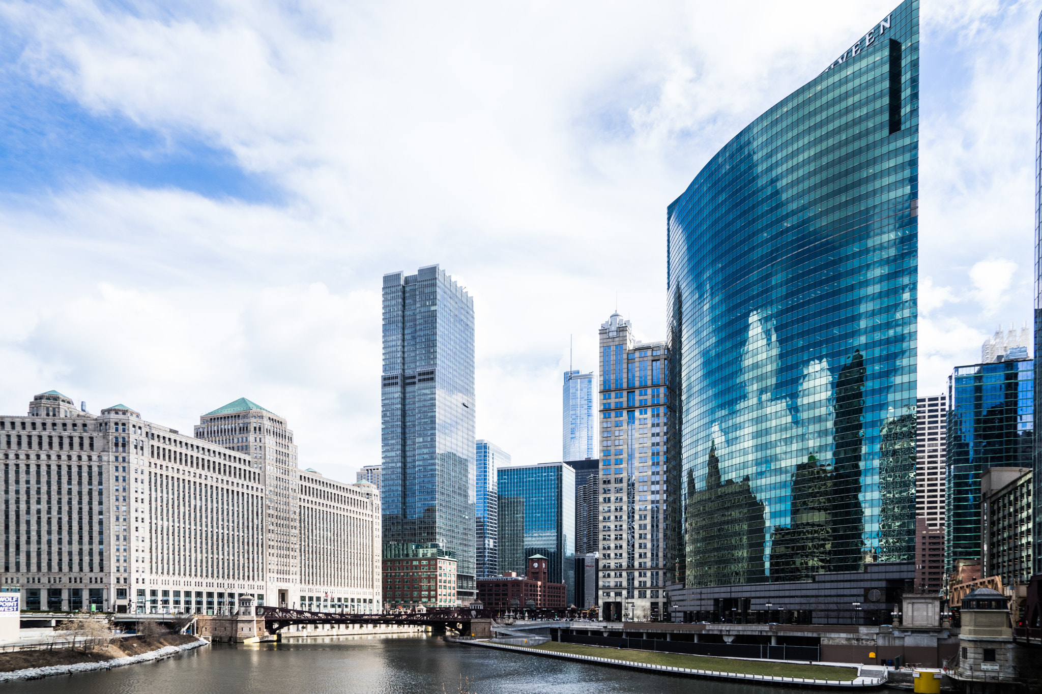 Sony a7R + Sony FE 24-240mm F3.5-6.3 OSS sample photo. Reflecting the city photography