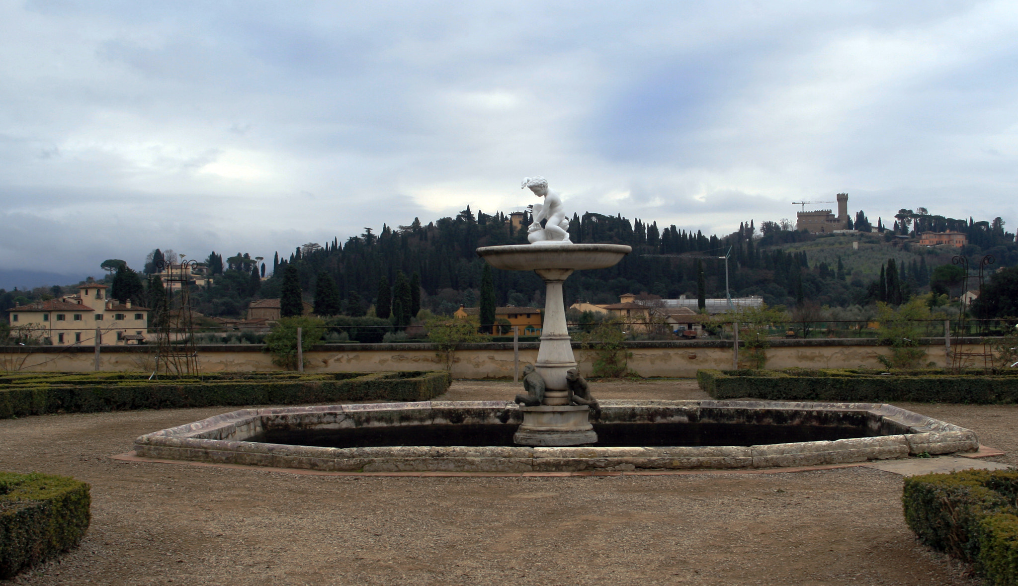 Canon EF 24-85mm F3.5-4.5 USM sample photo. Firenze //boboli garden photography