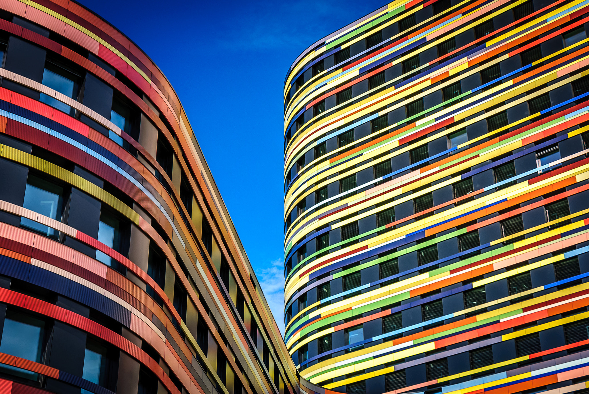 Nikon D80 sample photo. Colorful facade photography