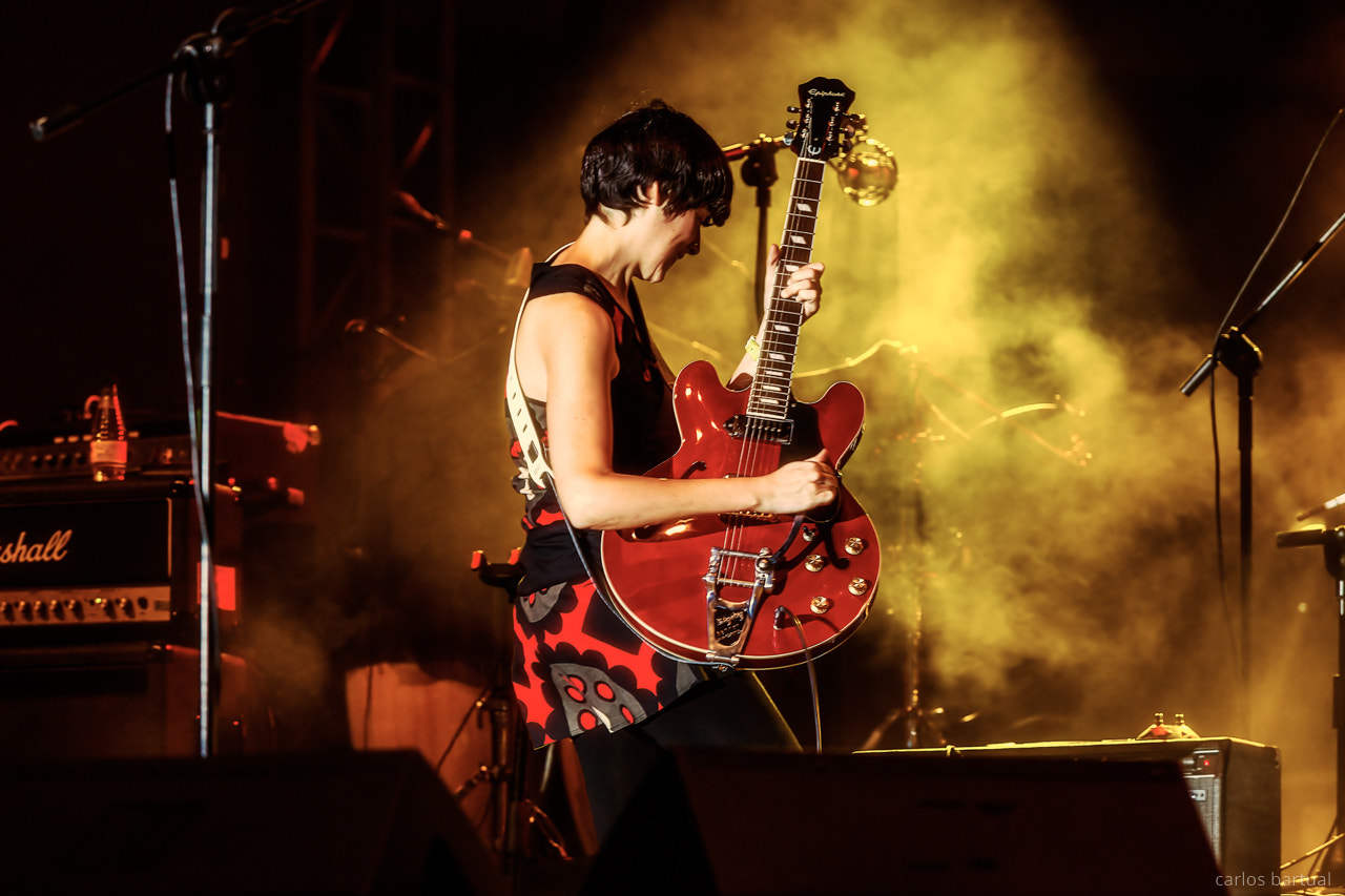 Canon EF 70-200mm F2.8L USM sample photo. Carlos bartual live music photography