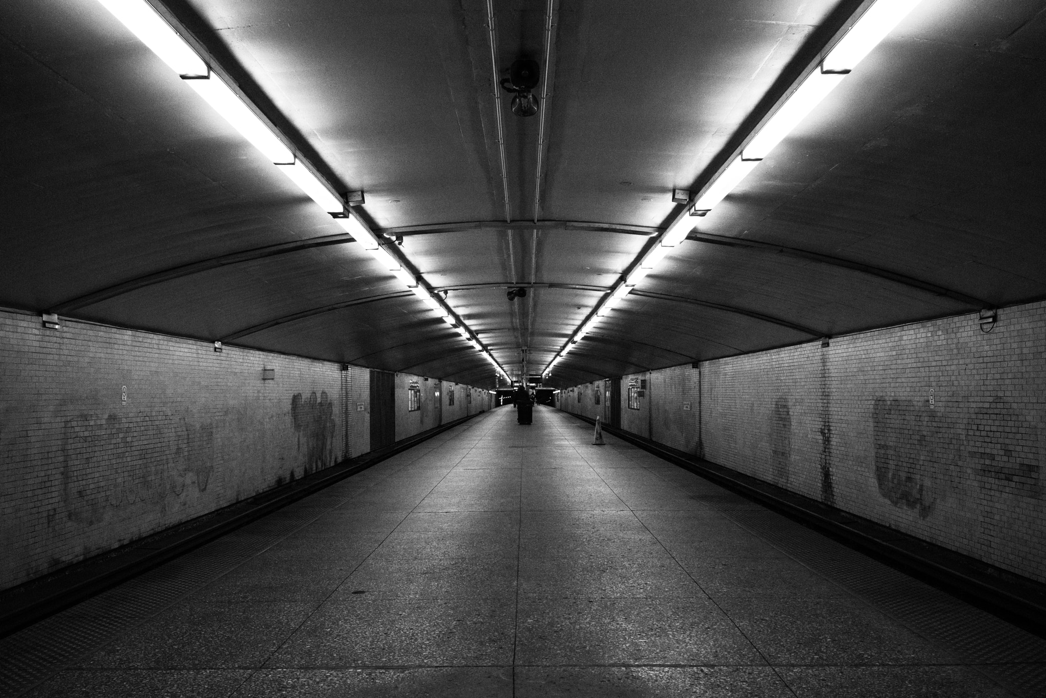 Sony a7R sample photo. Inside the tunnel photography