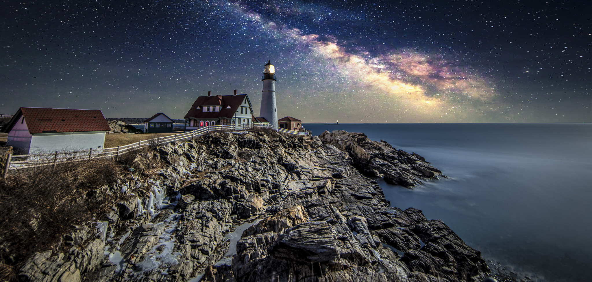 Canon EOS 5DS R + Canon EF 14mm F2.8L II USM sample photo. Portland head with milky way photography