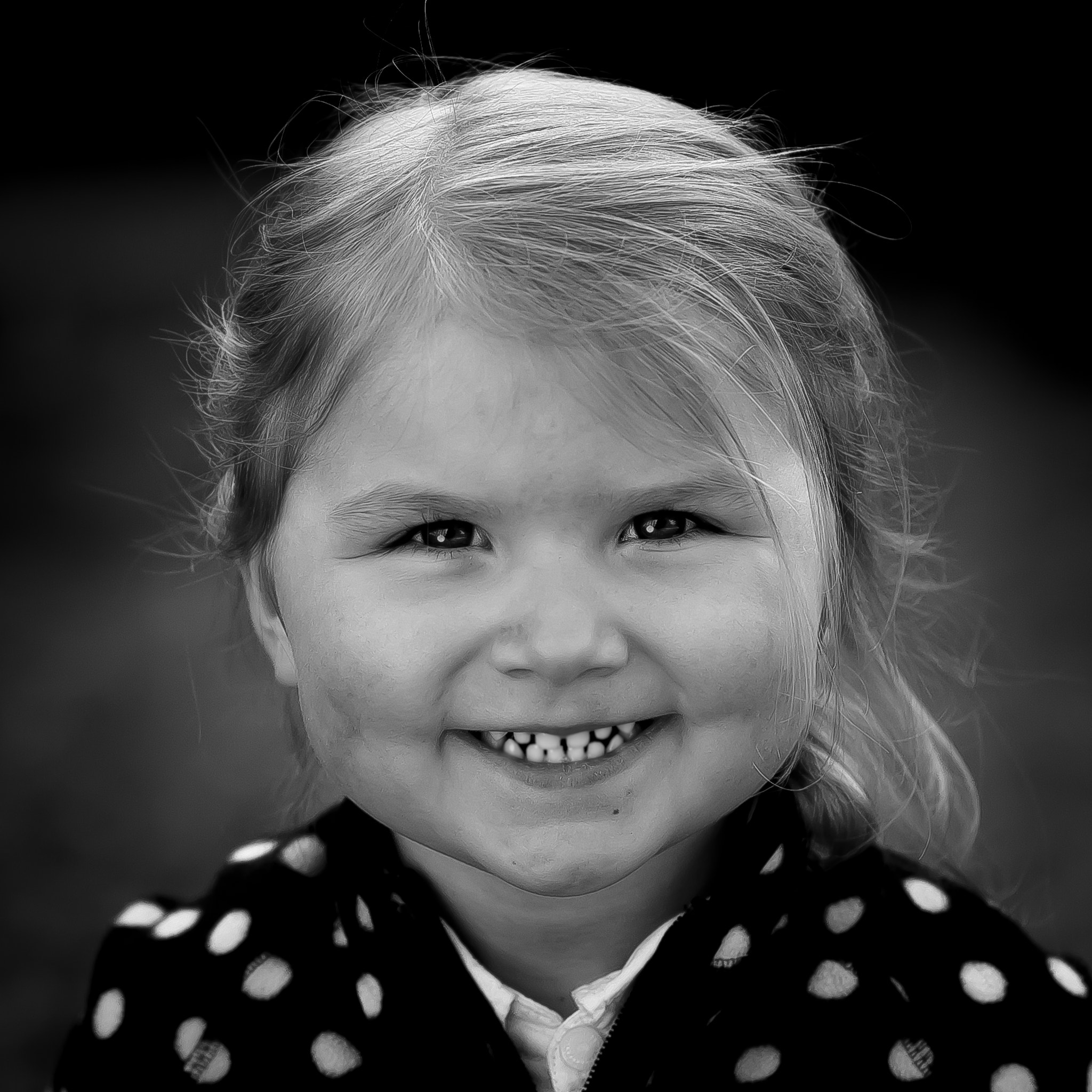 Sigma 50mm F1.4 EX DG HSM sample photo. Girls smile photography