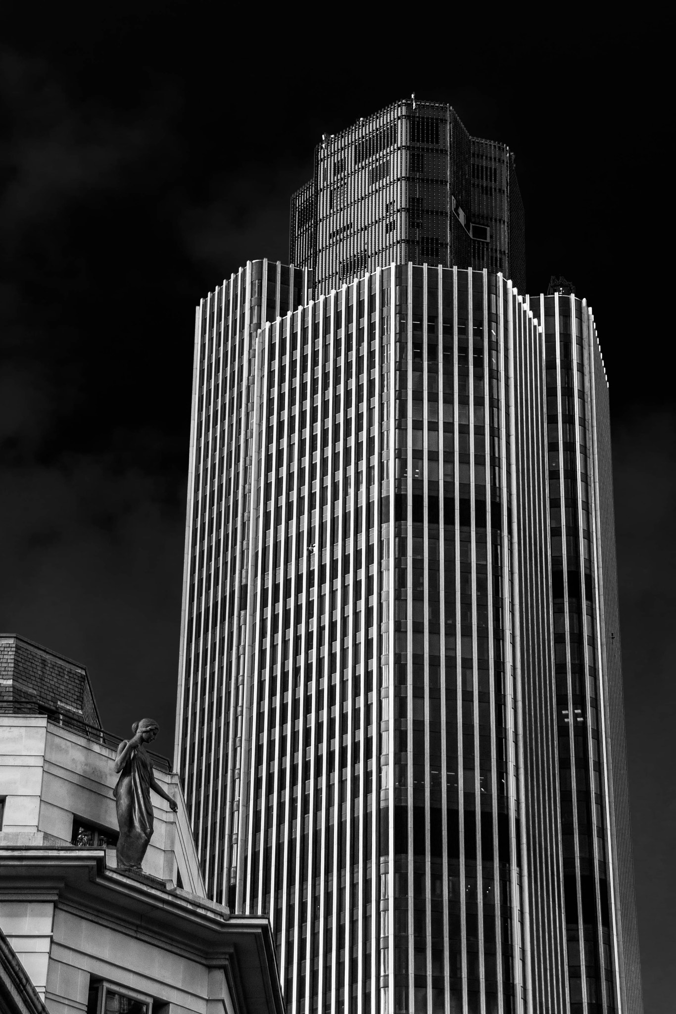 Sigma 18-250mm F3.5-6.3 DC OS HSM sample photo. Monolith photography