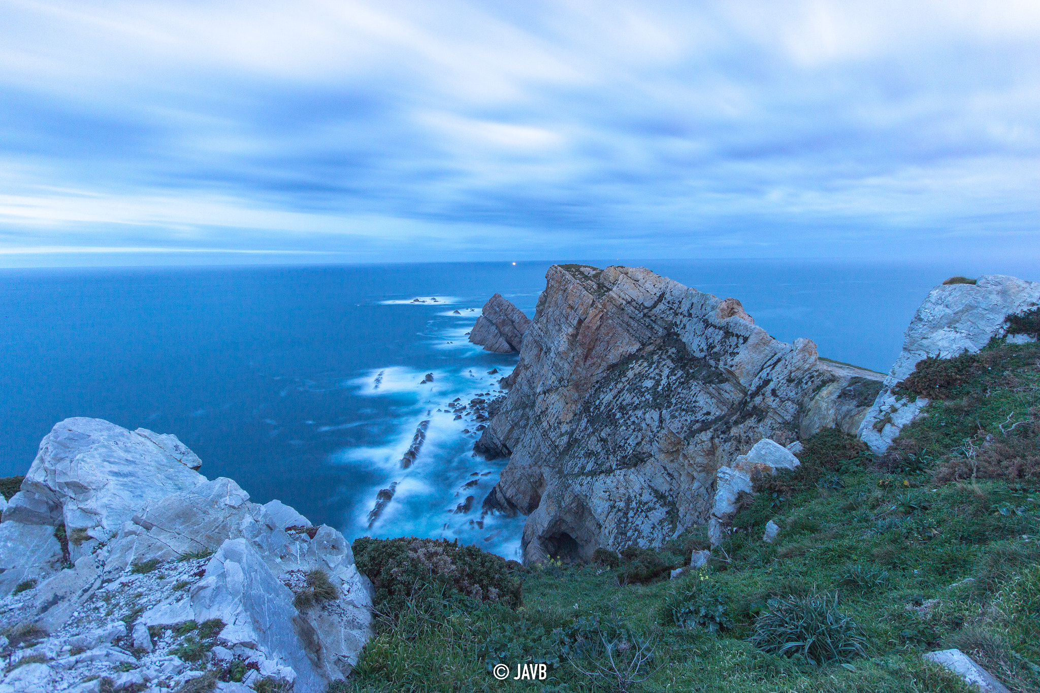 Canon EOS 600D (Rebel EOS T3i / EOS Kiss X5) + Sigma 10-20mm F4-5.6 EX DC HSM sample photo. Cabo peñas. asturias. españa. photography