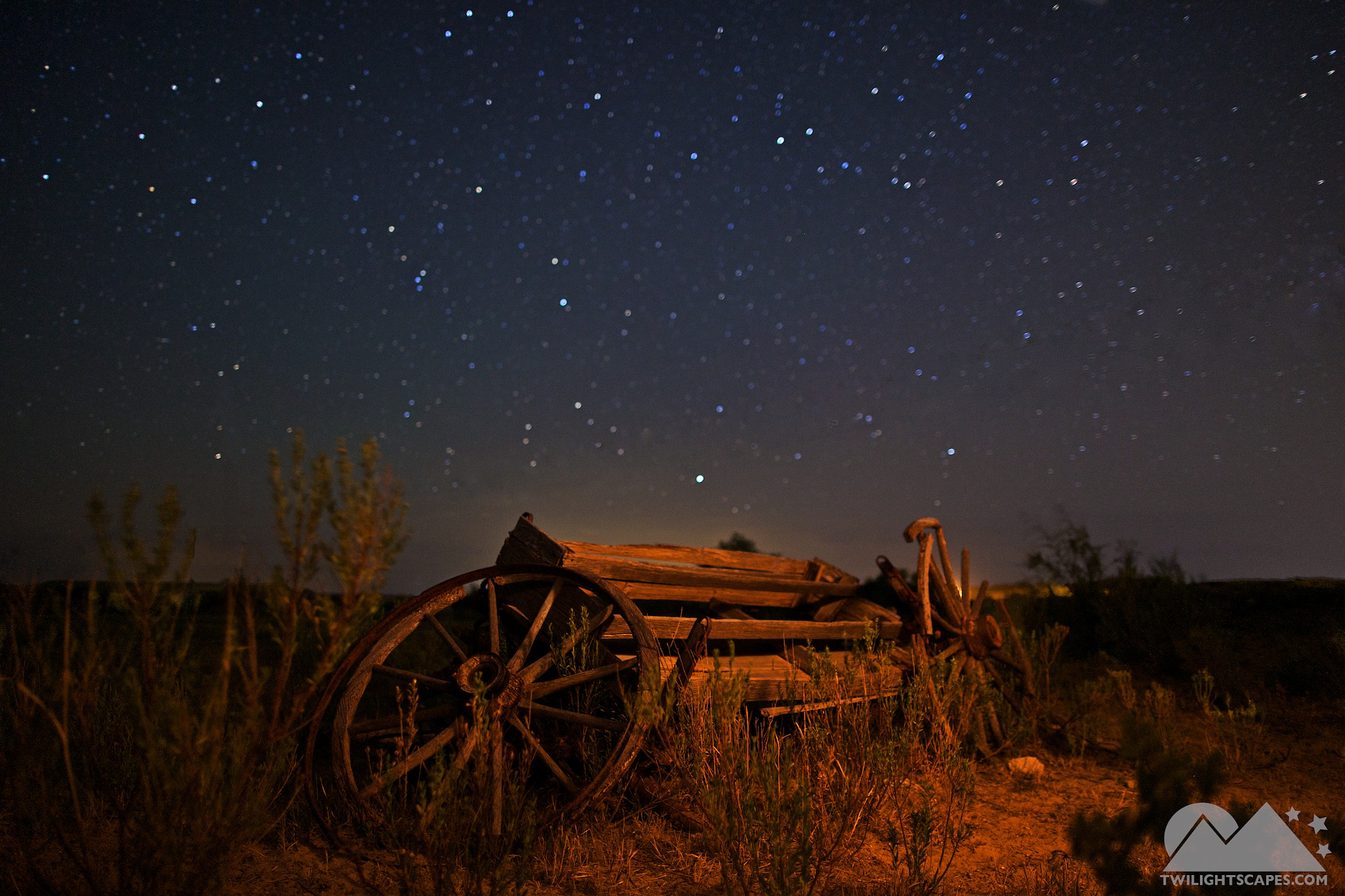 Canon EOS 5D Mark II + Canon EF 24mm F1.4L II USM sample photo. Night 79 photography