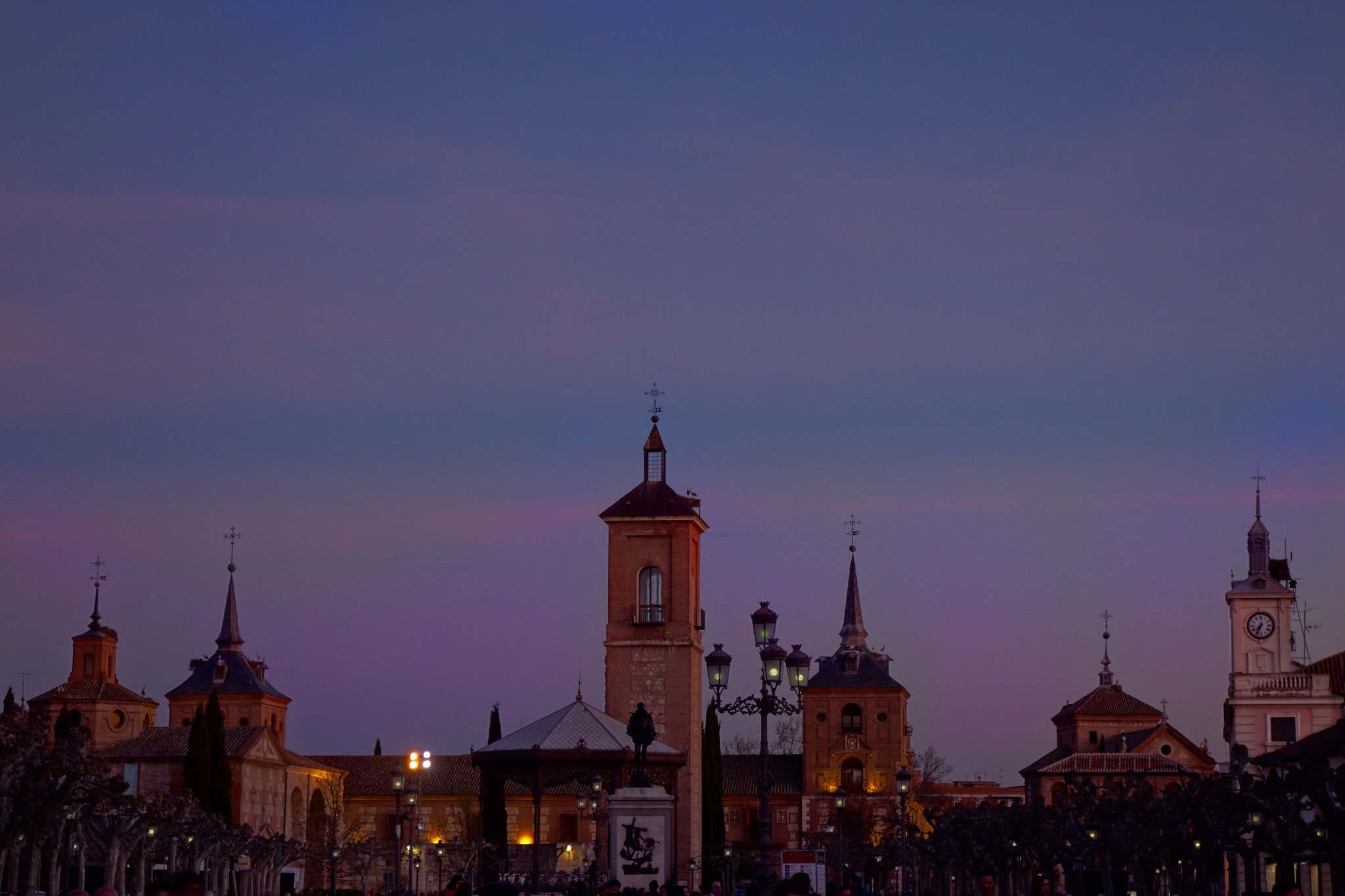 Sony 28-100mm F1.8-4.9 sample photo. Tejados torres y chapiteles que siempre han protegido la ciudad - alcalá de henares photography