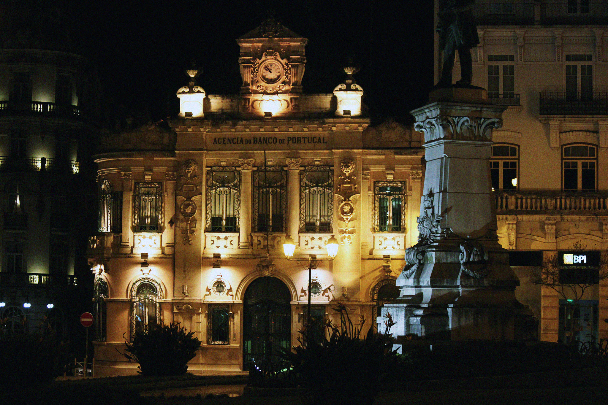 Canon EF-S 55-250mm F4-5.6 IS sample photo. Portugal, coimbra photography