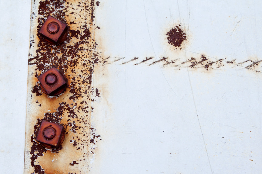 Canon EF 24-70mm F2.8L USM sample photo. Rusty nuts photography
