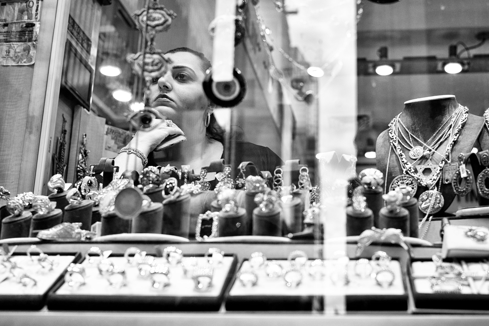 Leica Summilux-M 35mm F1.4 ASPH sample photo. Street photo nyc photography