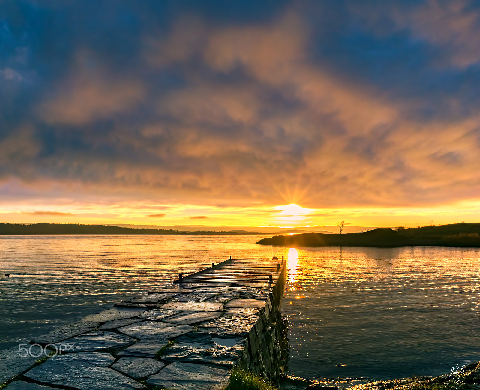 Nikon D5300 + Nikon AF-S Nikkor 20mm F1.8G ED sample photo. Sunrise after rain photography