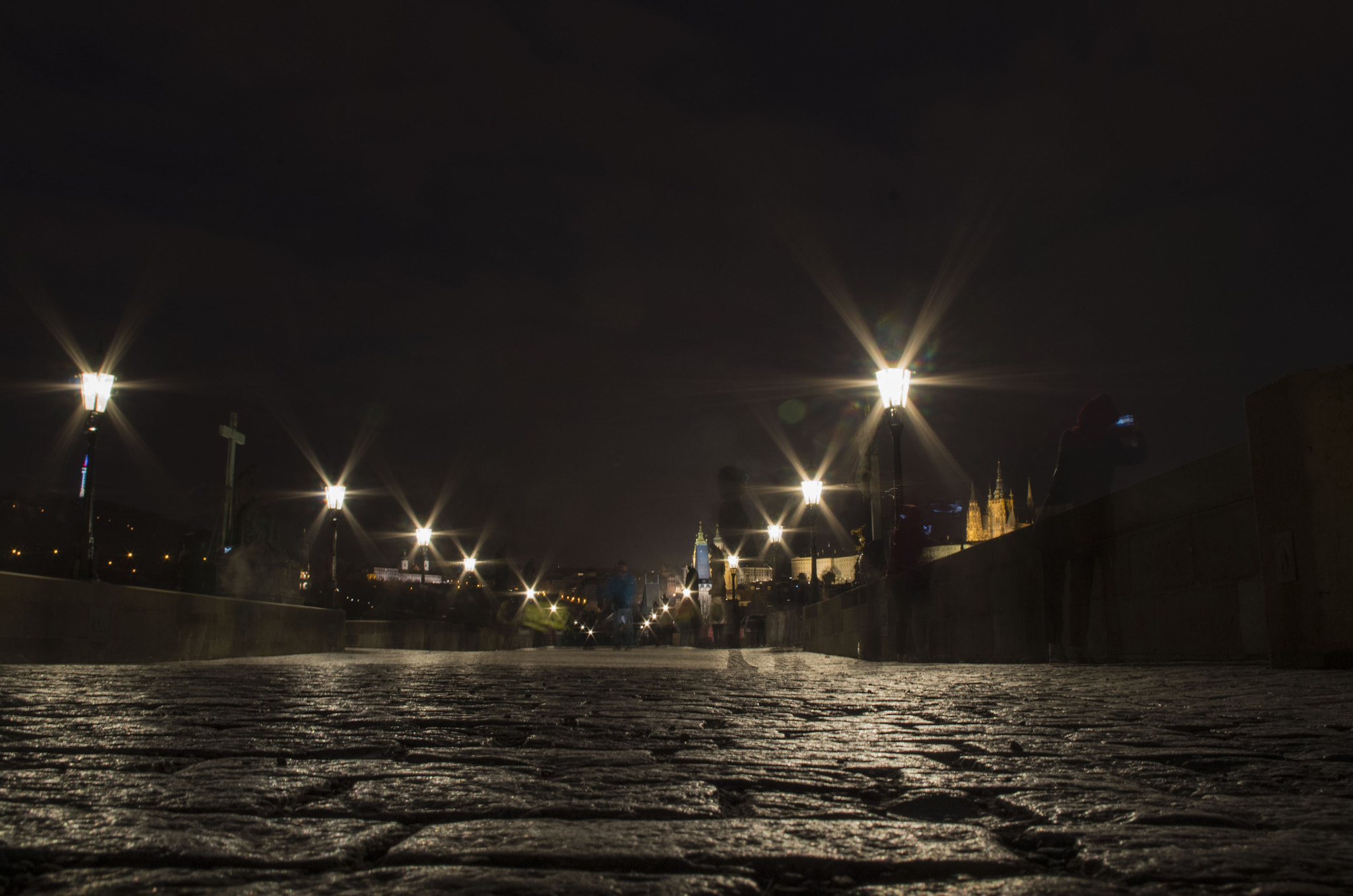 smc PENTAX-DA L 18-55mm F3.5-5.6 sample photo. Charles bridge (from the ground) photography