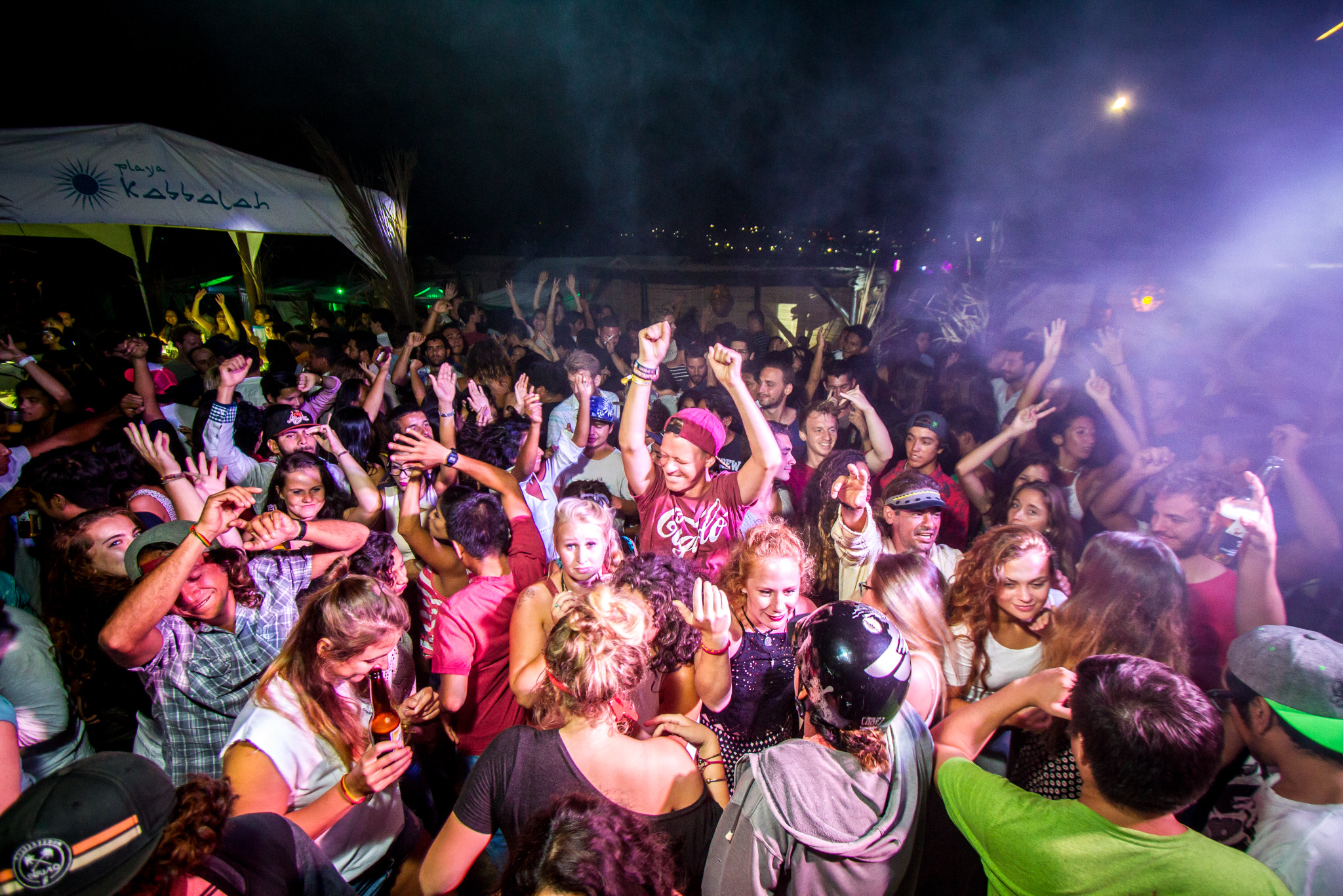 Canon EF-S 10-22mm F3.5-4.5 USM sample photo. Party hard in kabbalah beach club, puerto escondido photography