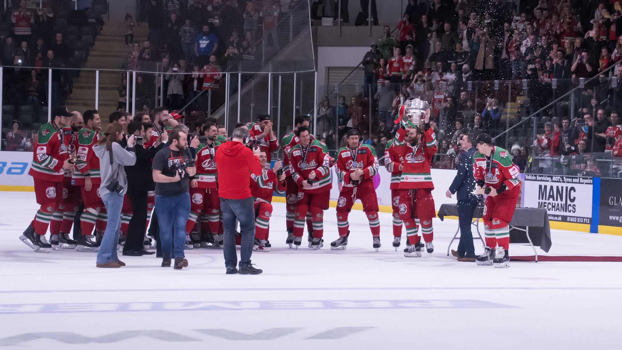 Nikon D500 sample photo. Cardiff devils - eihl champions 2017 photography