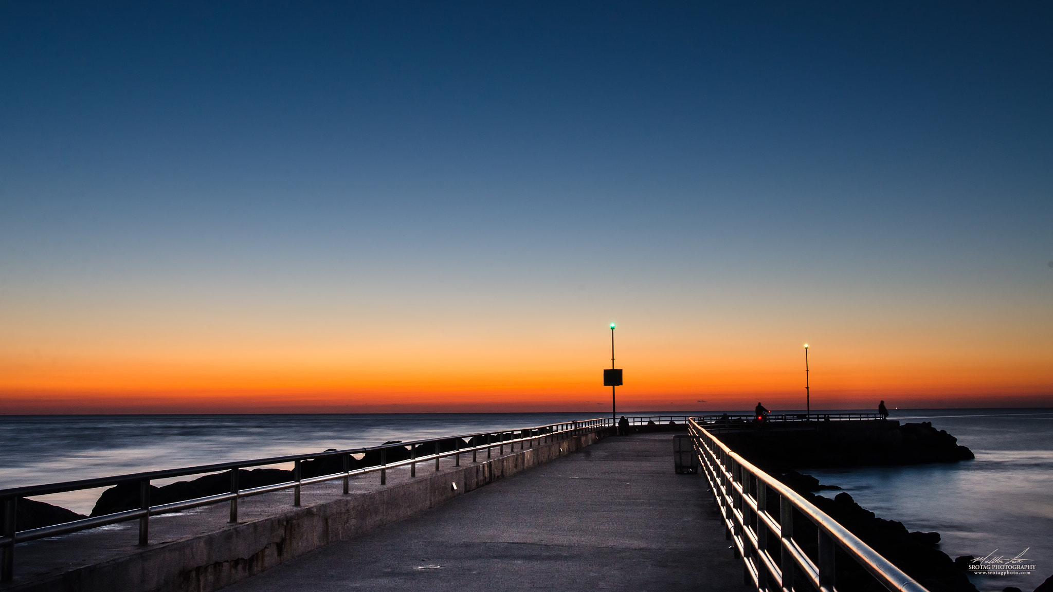 Nikon D7000 + Nikon AF-S Nikkor 17-35mm F2.8D ED-IF sample photo. Sunrise jupiter inlet jetty photography