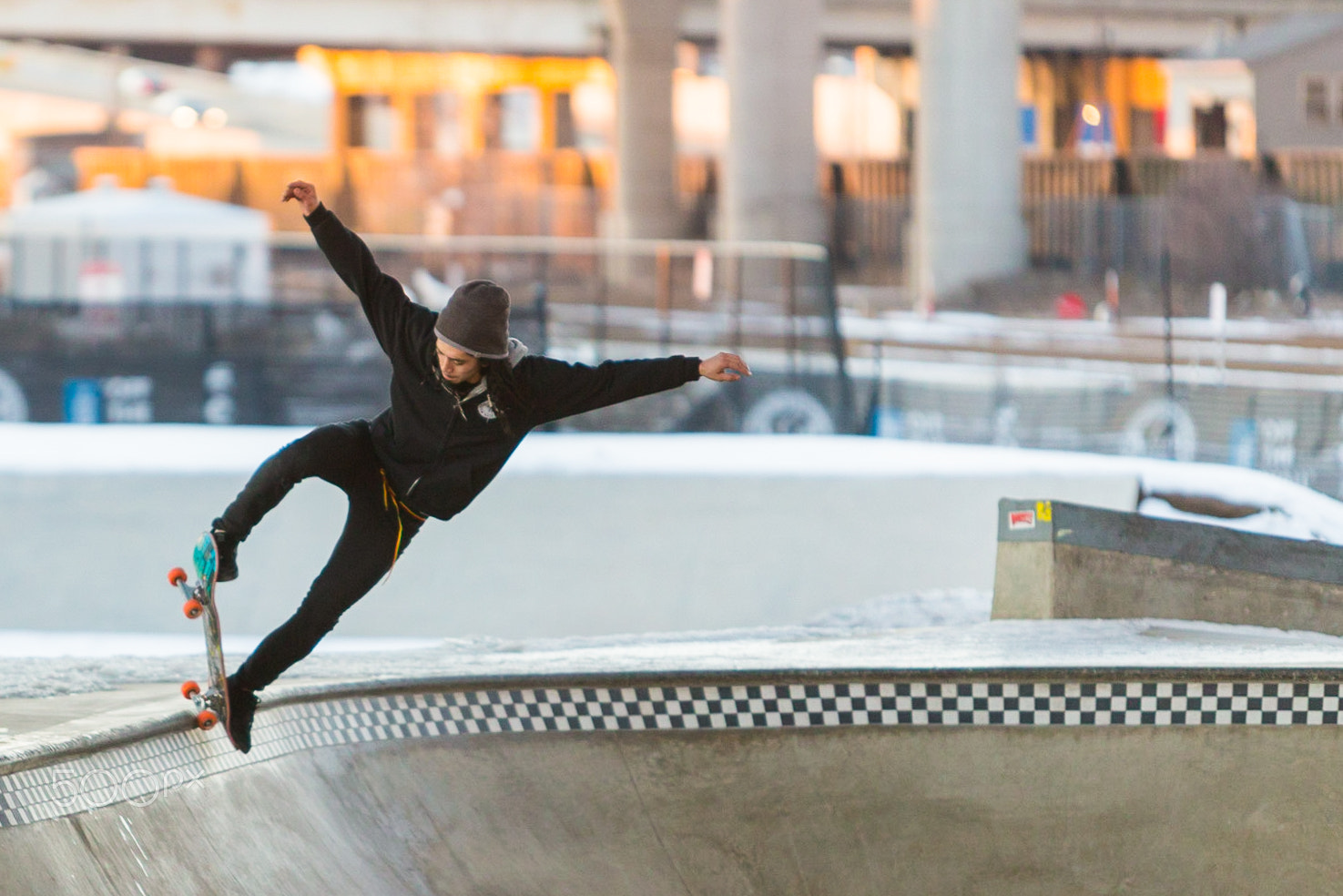 Canon EF 70-200mm F2.8L IS USM sample photo. Skateboarder photography