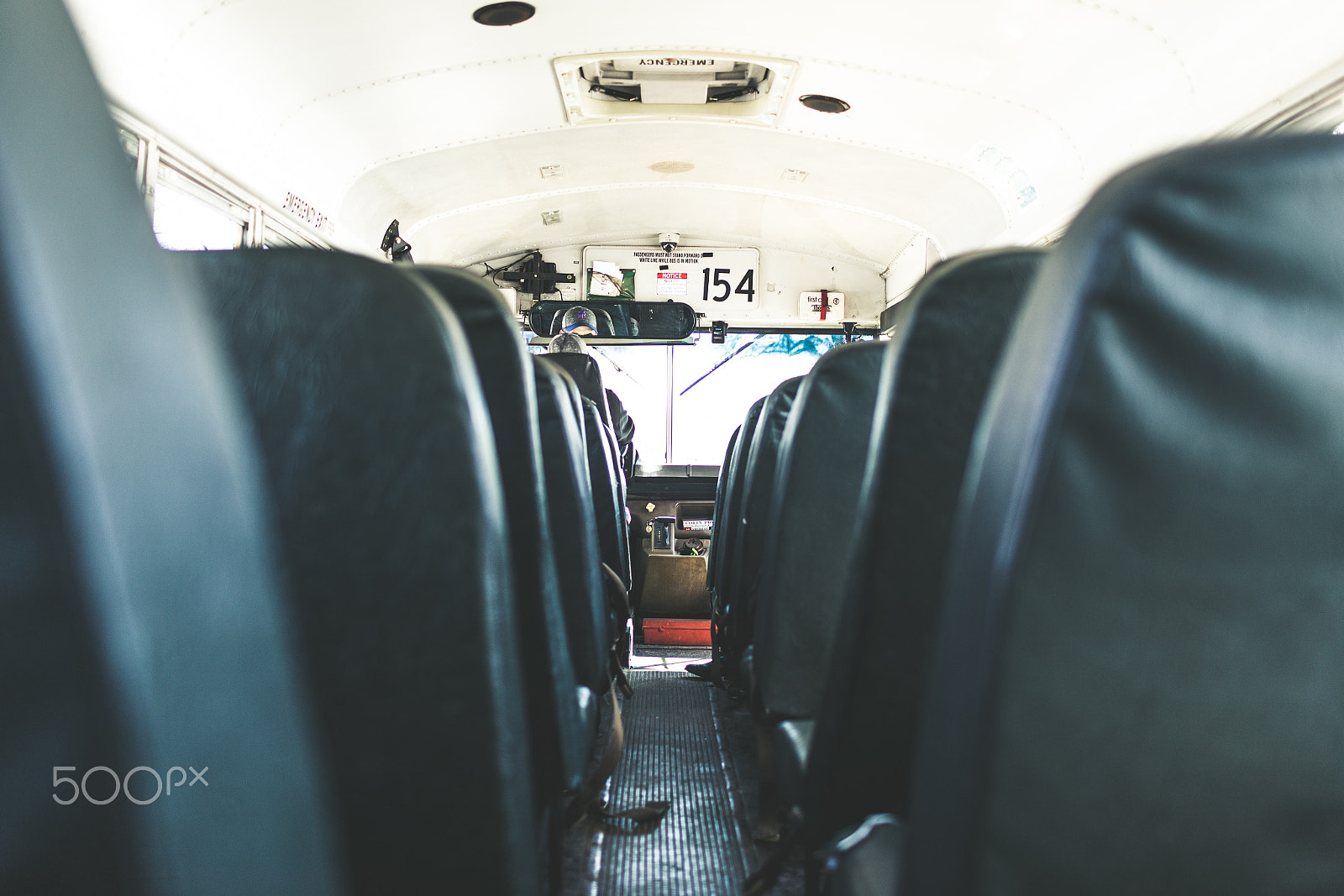 Canon EOS 6D + Canon EF 35mm F1.4L USM sample photo. Bus photography