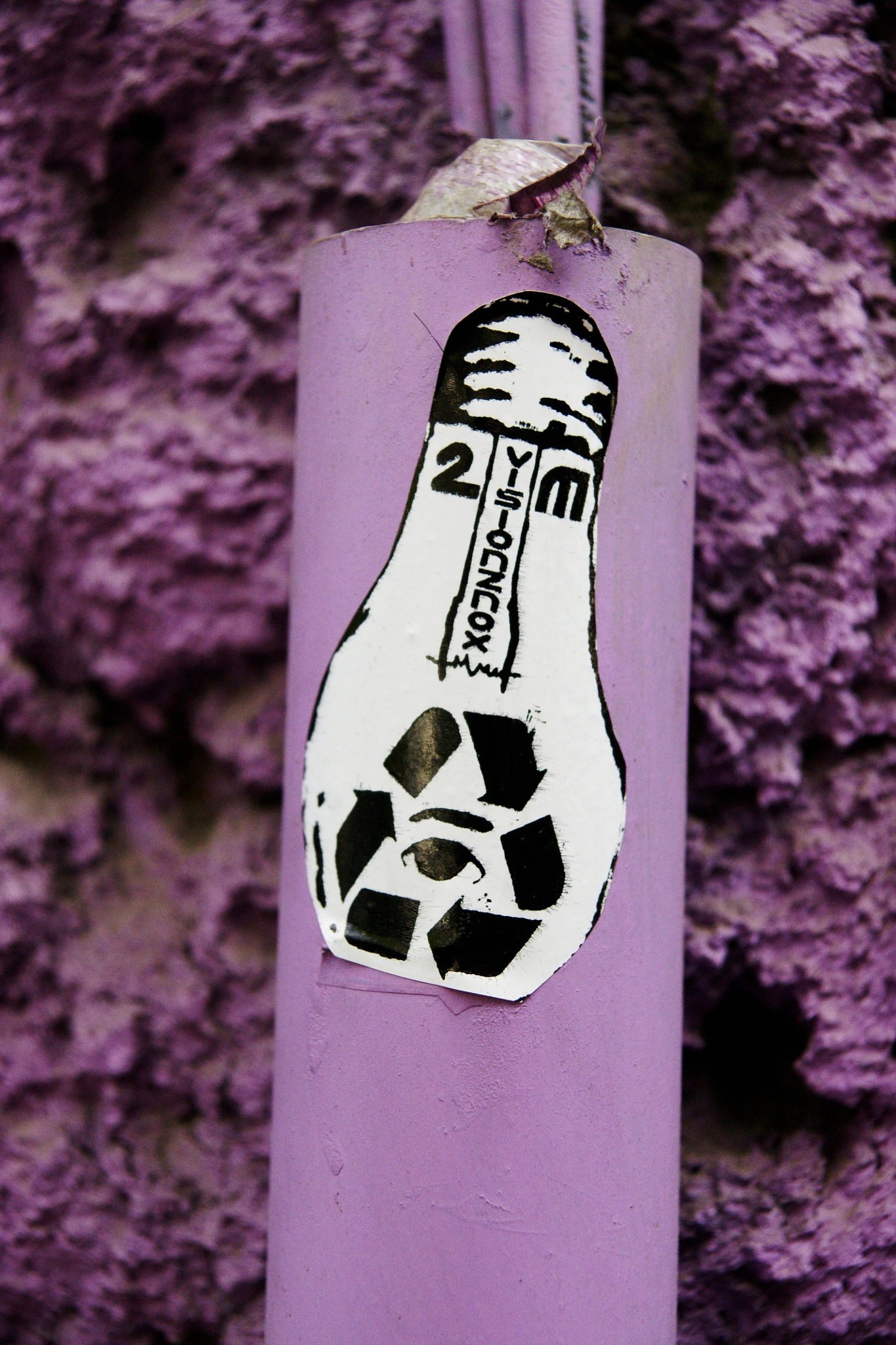 Sony Alpha DSLR-A700 sample photo. Urban sticker 8 photography