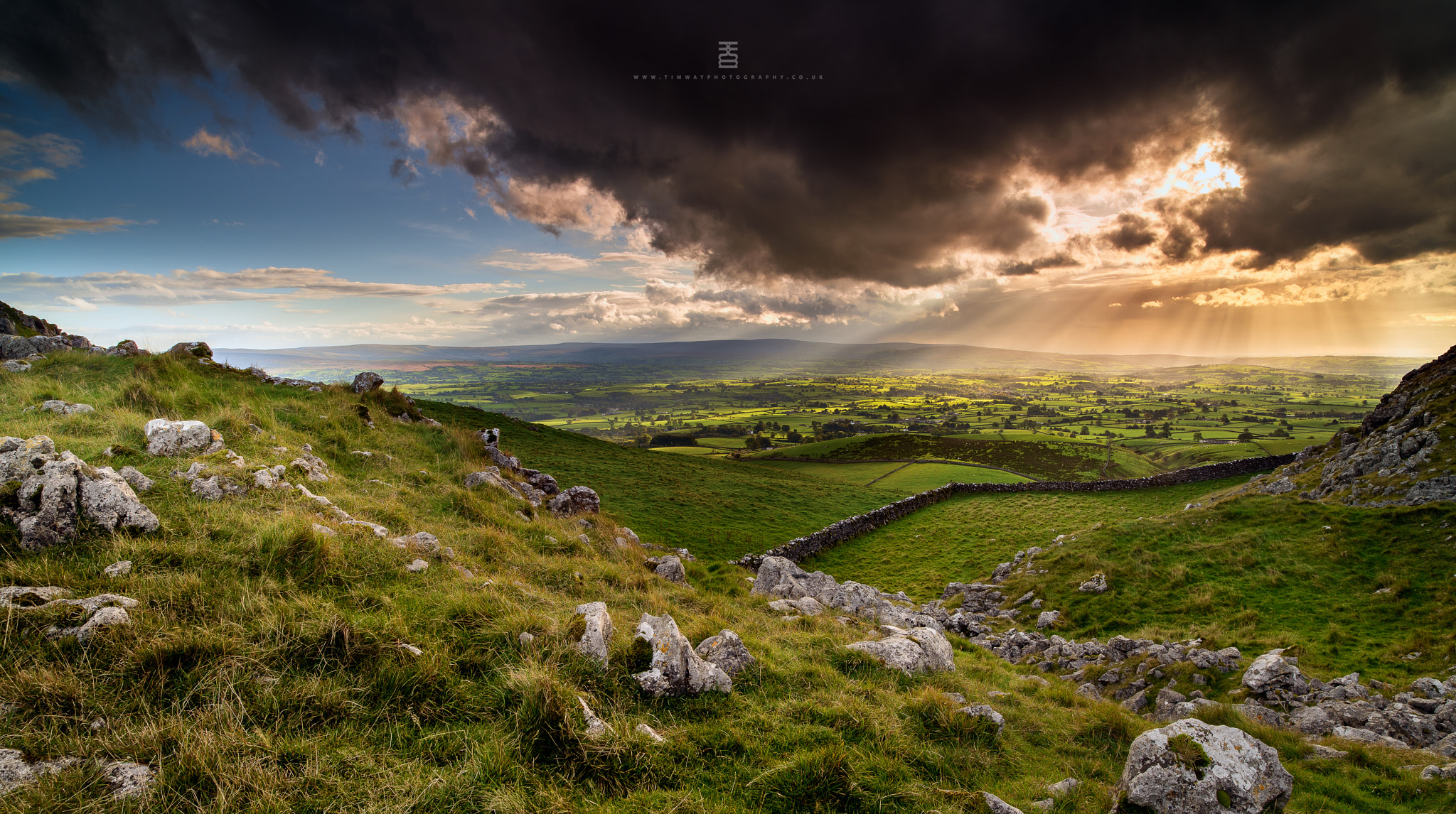 Nikon D810 sample photo. Stormy clouds and sun rays photography