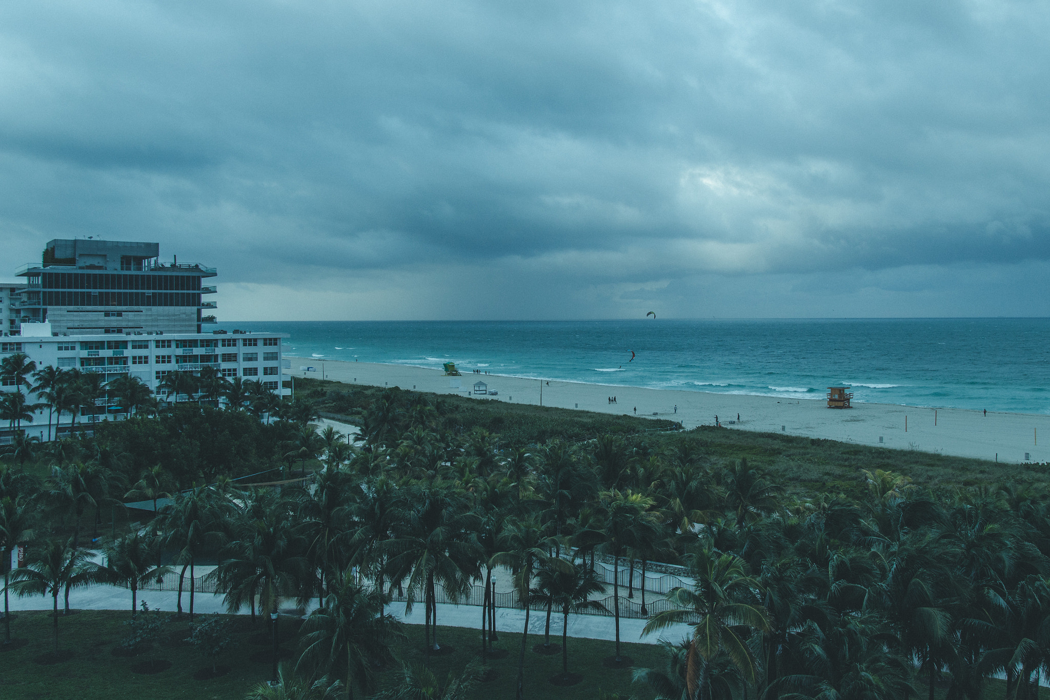 Canon EF-S 17-55mm F2.8 IS USM sample photo. Miami beach  photography