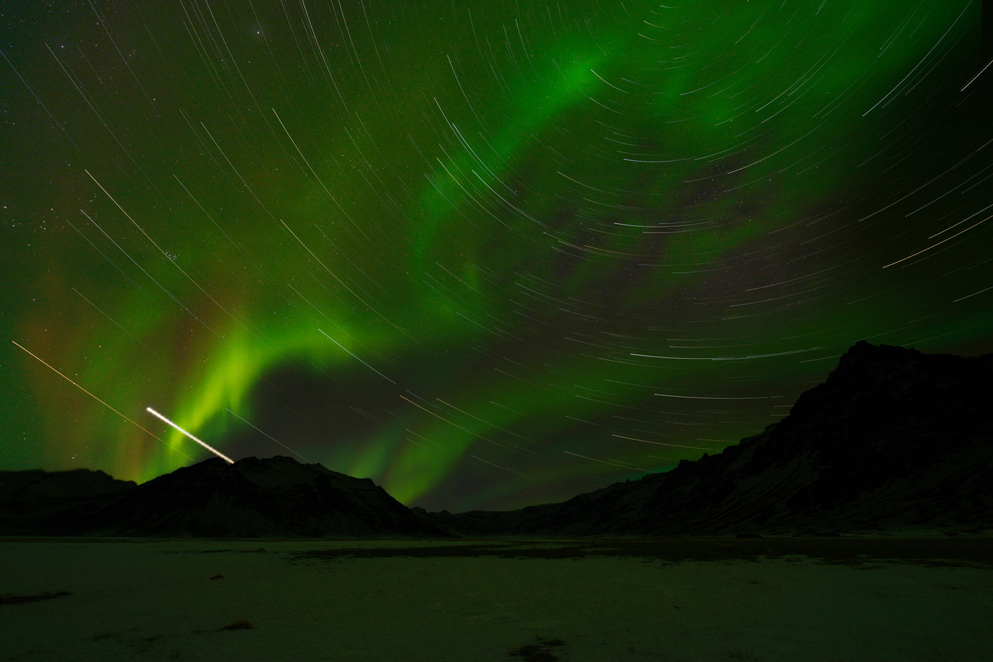 Nikon AF-S Nikkor 14-24mm F2.8G ED sample photo. Aurora startrail photography