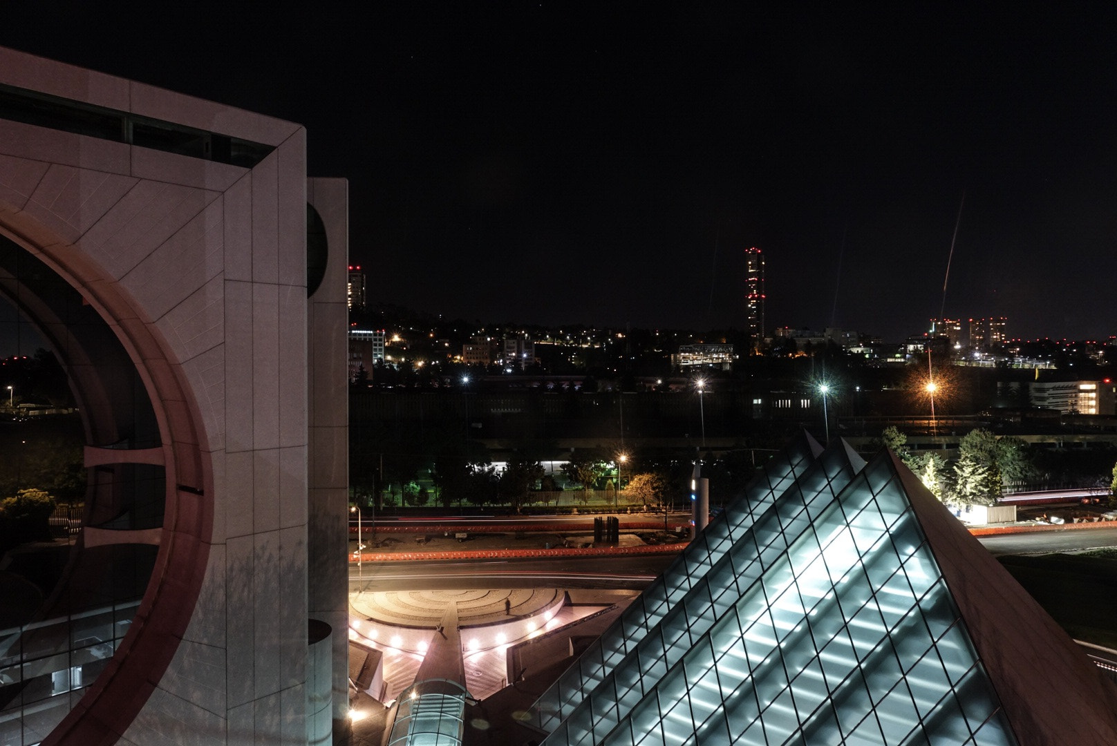 Sony Cyber-shot DSC-RX100 IV + Sony 24-70mm F1.8-2.8 sample photo. Mex city photography