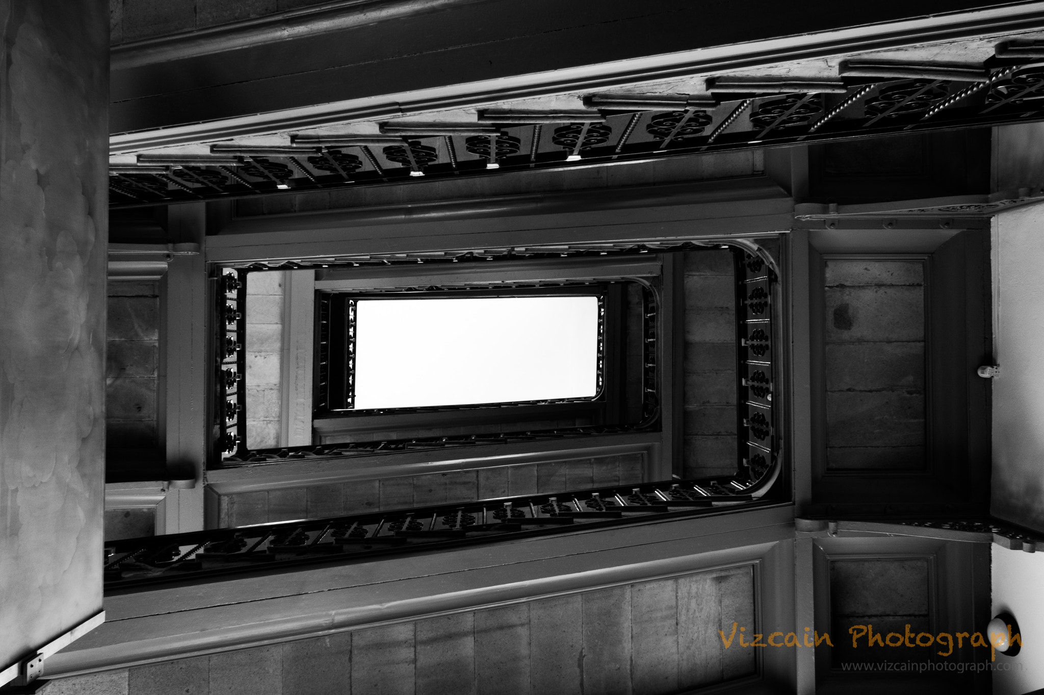 Canon EOS 650D (EOS Rebel T4i / EOS Kiss X6i) sample photo. Stairs photography