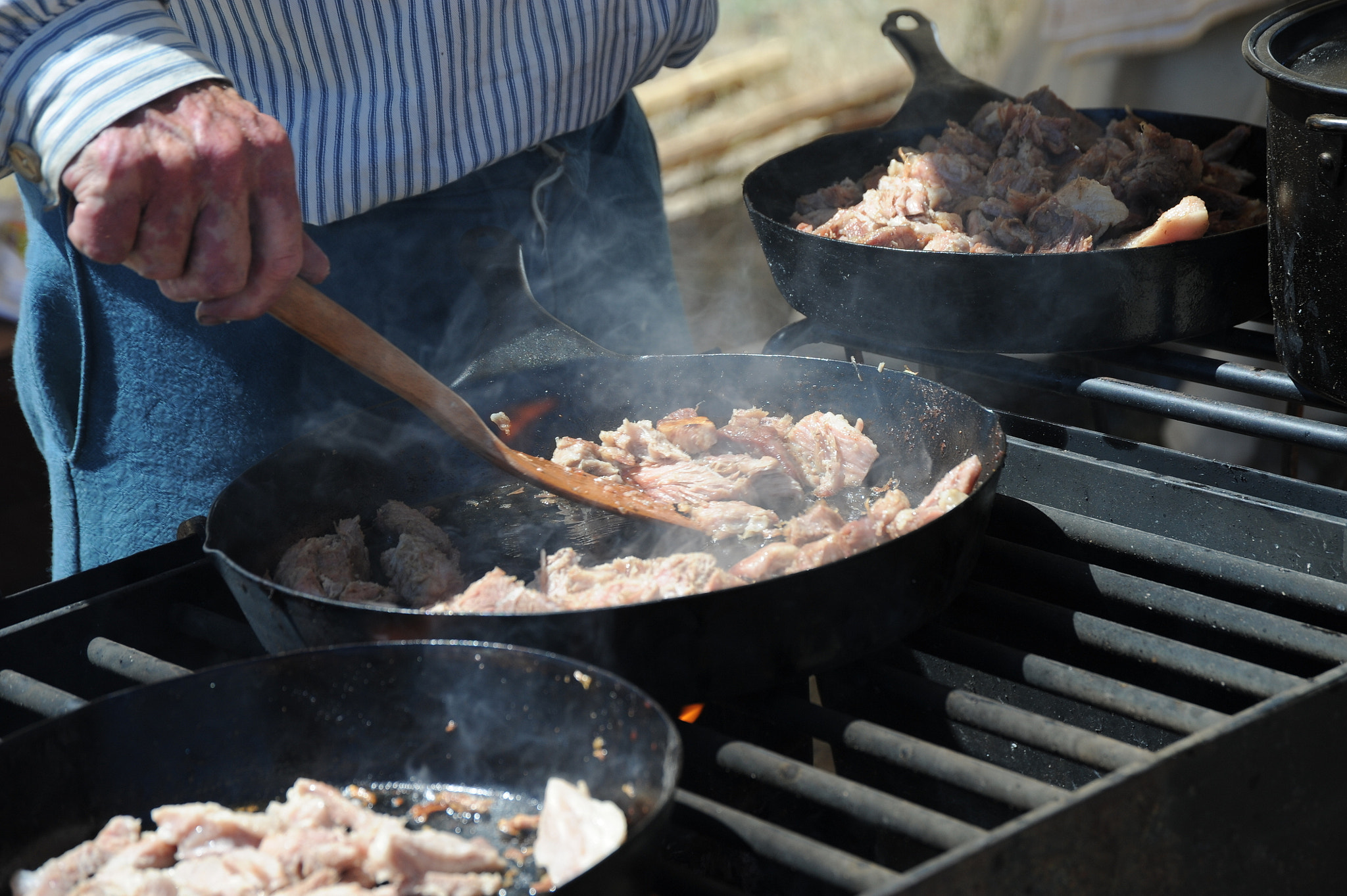 Nikon D3 sample photo. Dutch oven cooking. photography